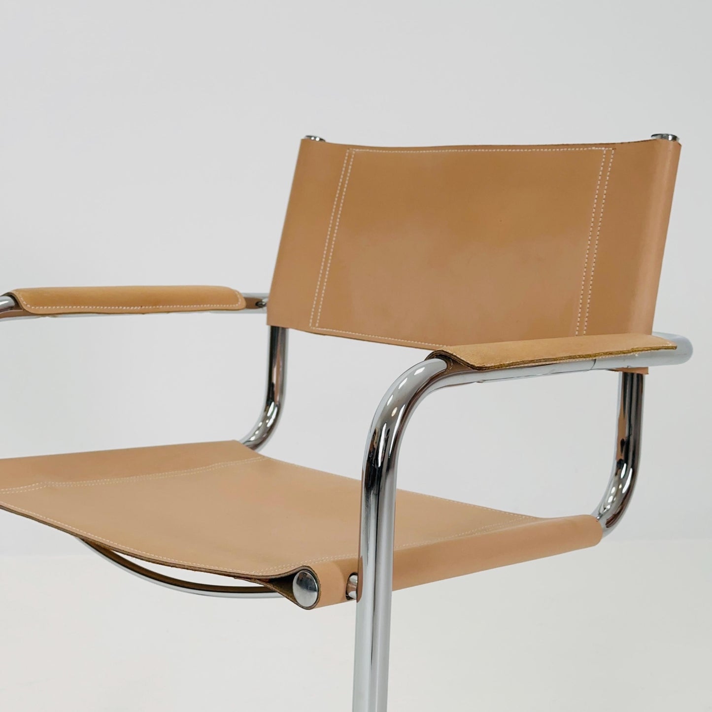 Mid-Century Bauhaus Tan leatheer Armchair by Centro Studio Italy, 1980s