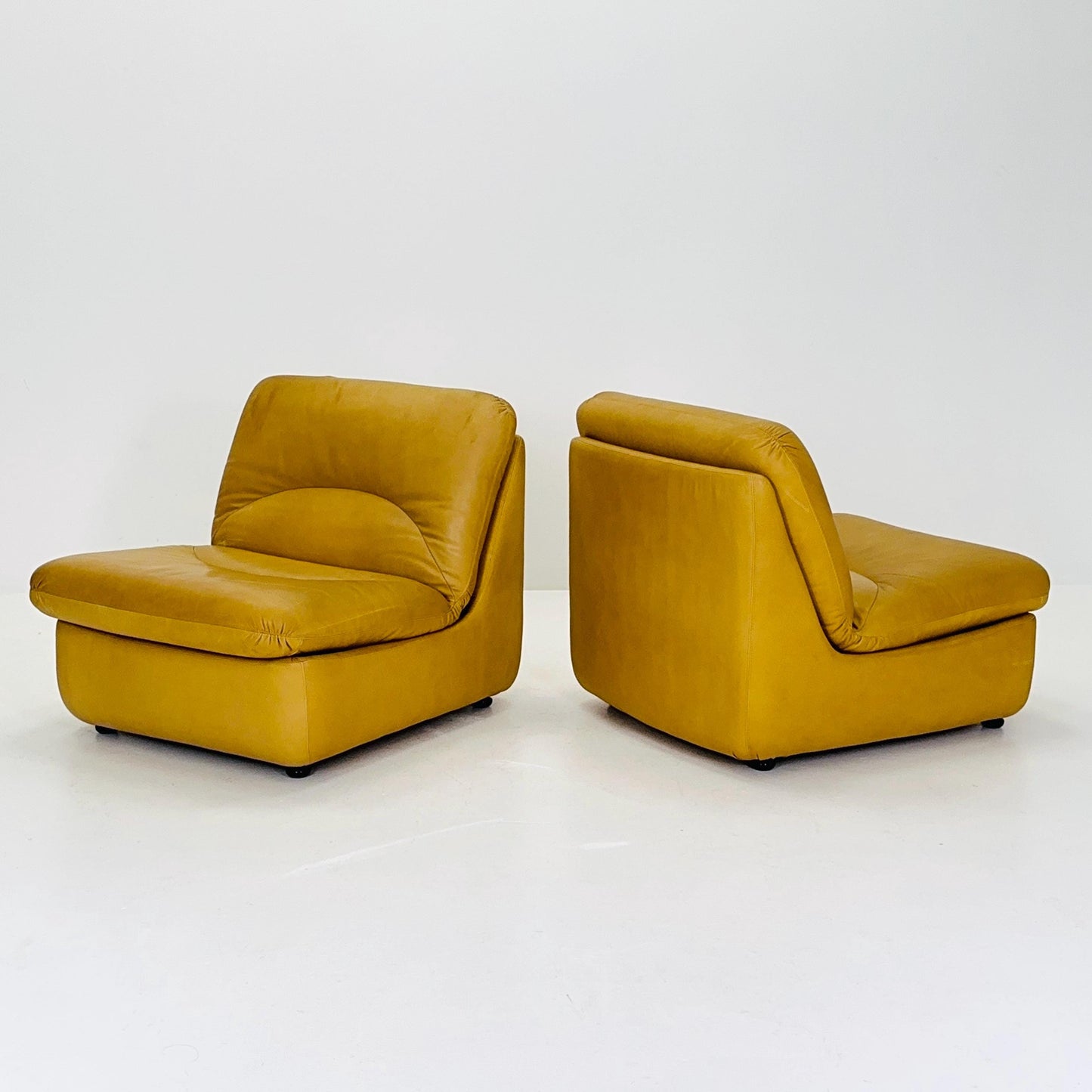 1 of 2 Mid-Century Leather Lounge Chair by Dreipunkt International, Germany, 1970s