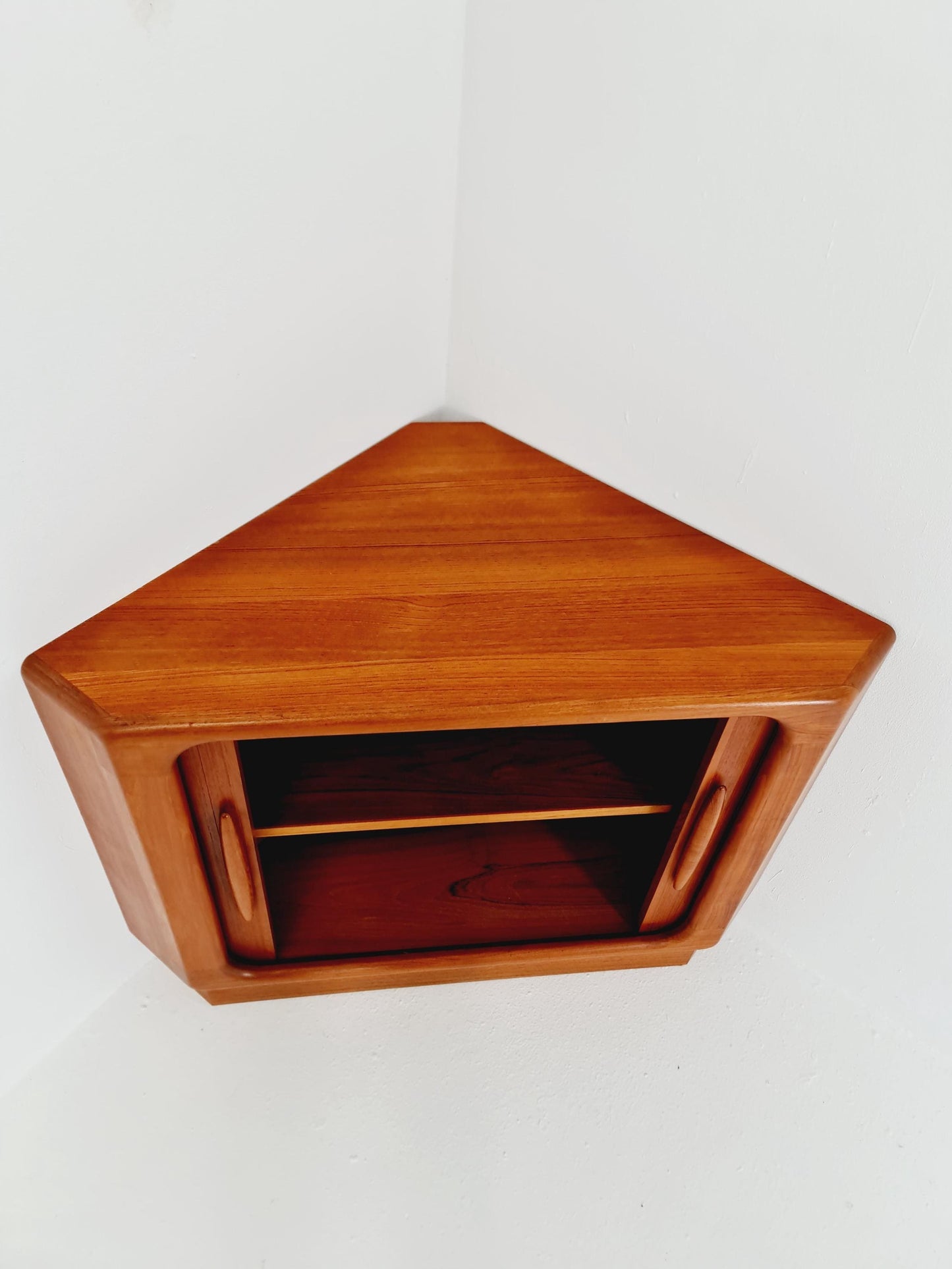 Mid Century Modern danish corner cabinet teak By Dyrlund , 1960s
