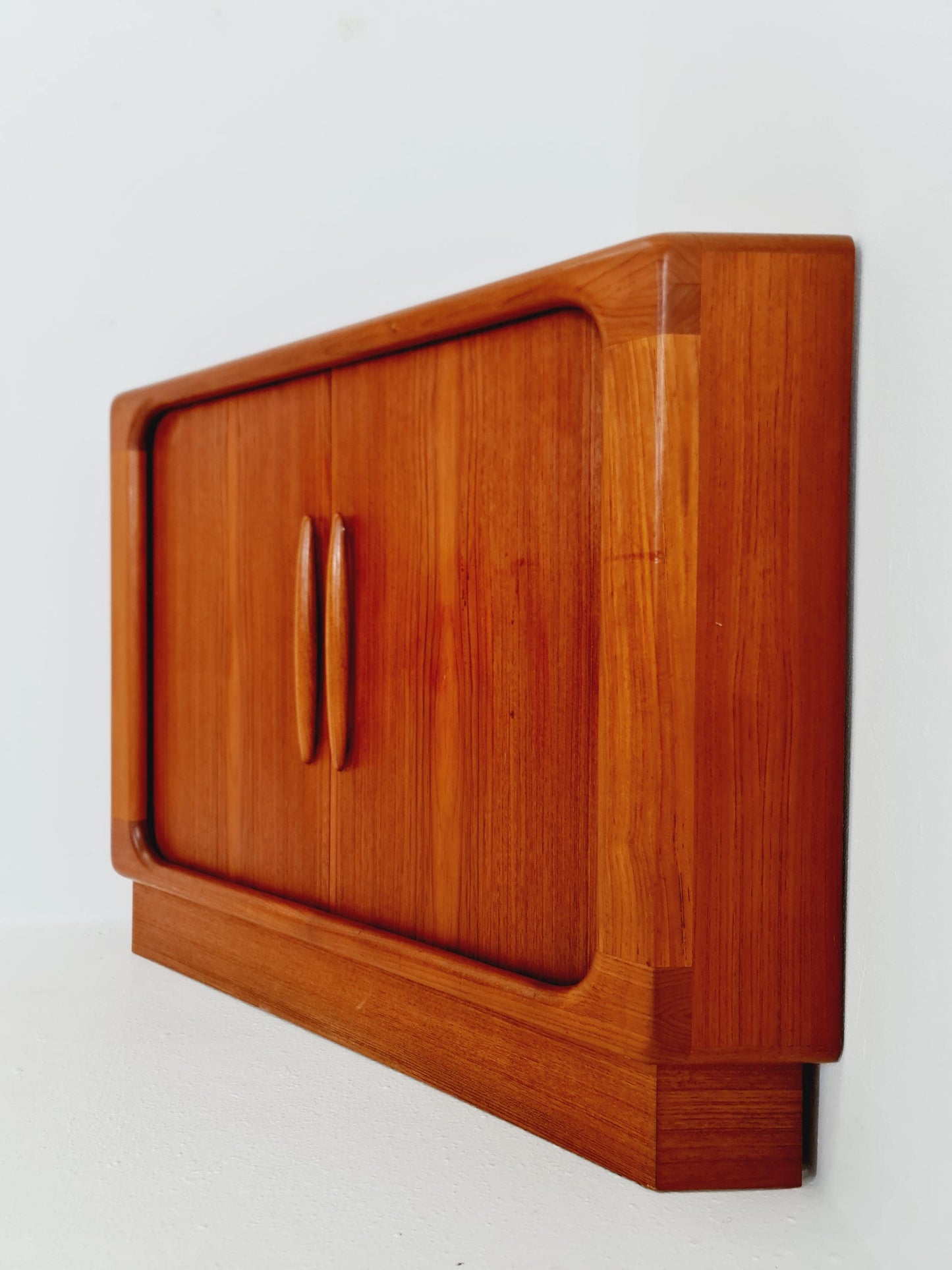 Mid Century Modern danish corner cabinet teak By Dyrlund , 1960s
