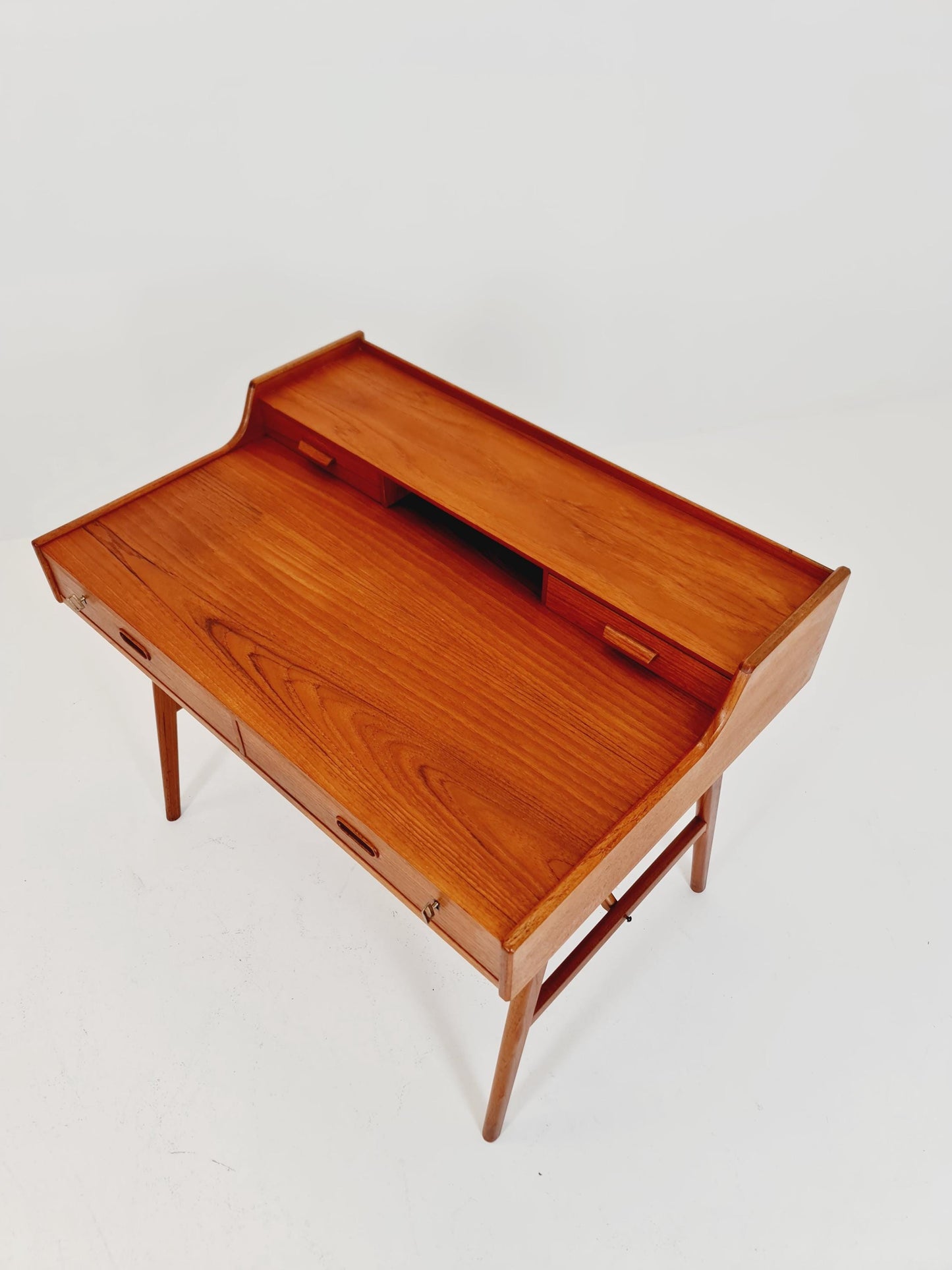 Danish teak Freesanding desk, model 65 Desk by Arne Wahl Ivrsen, 1960s