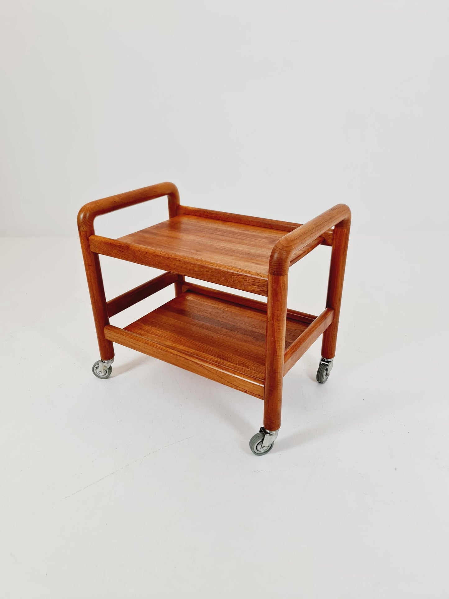 Vintage mid century danish trolley in solid teak/ bar cart By Salling Stolefabrik, 1960s