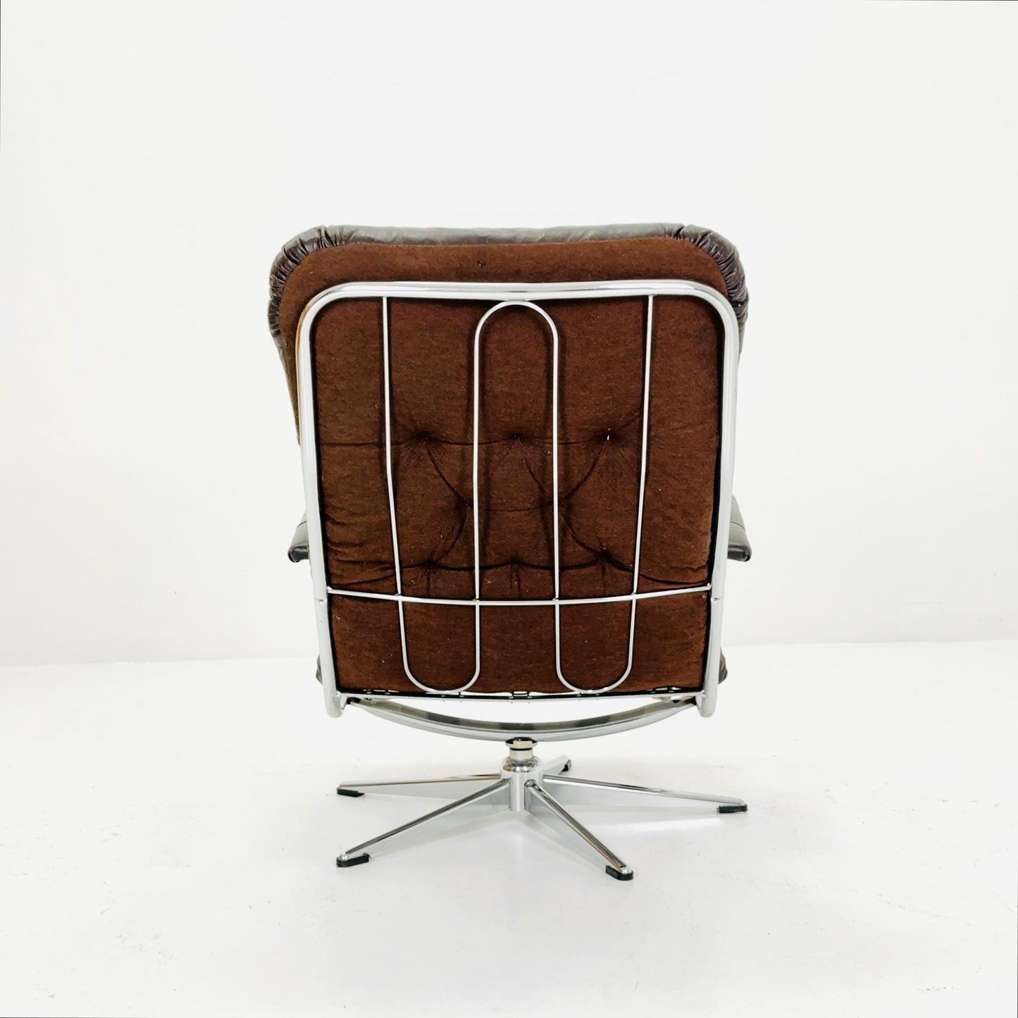 Mid Century Industrial Swivel Armchair by Skoghaug Industries, Norway, 1960s