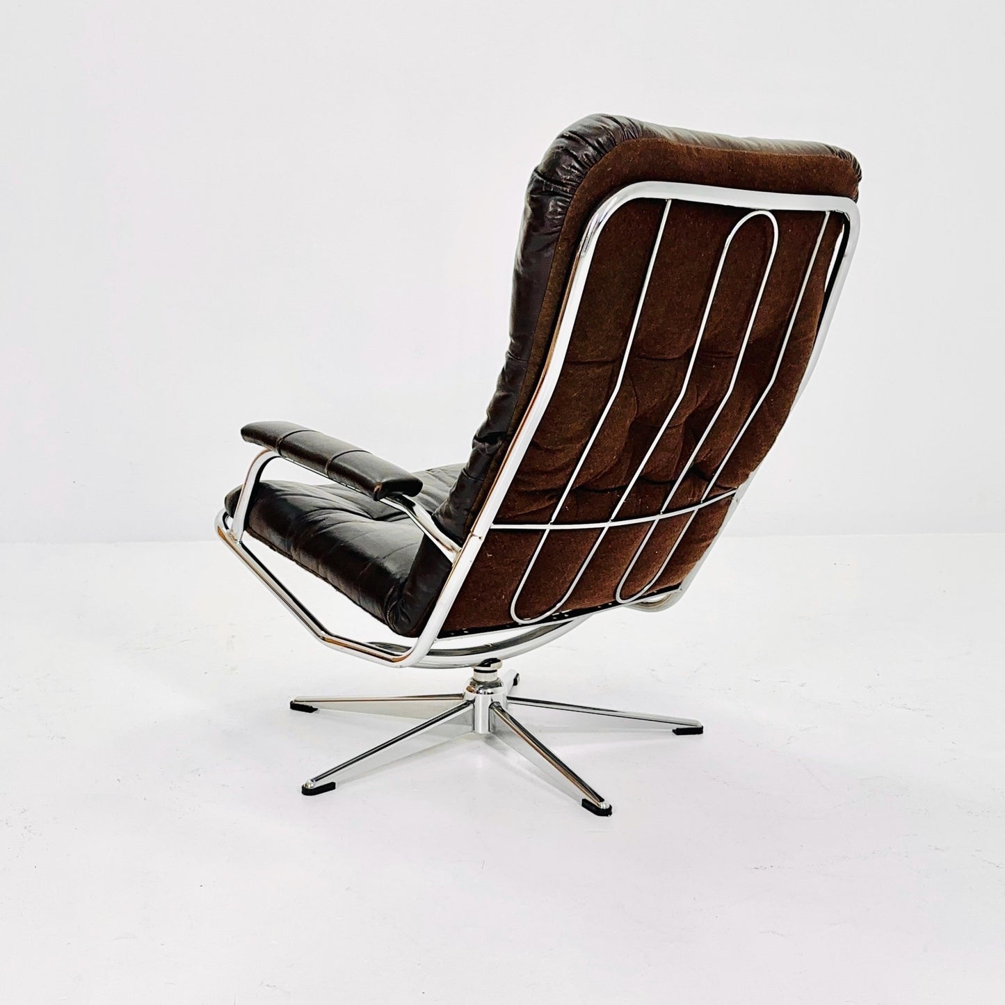 Mid Century Industrial Swivel Armchair by Skoghaug Industries, Norway, 1960s