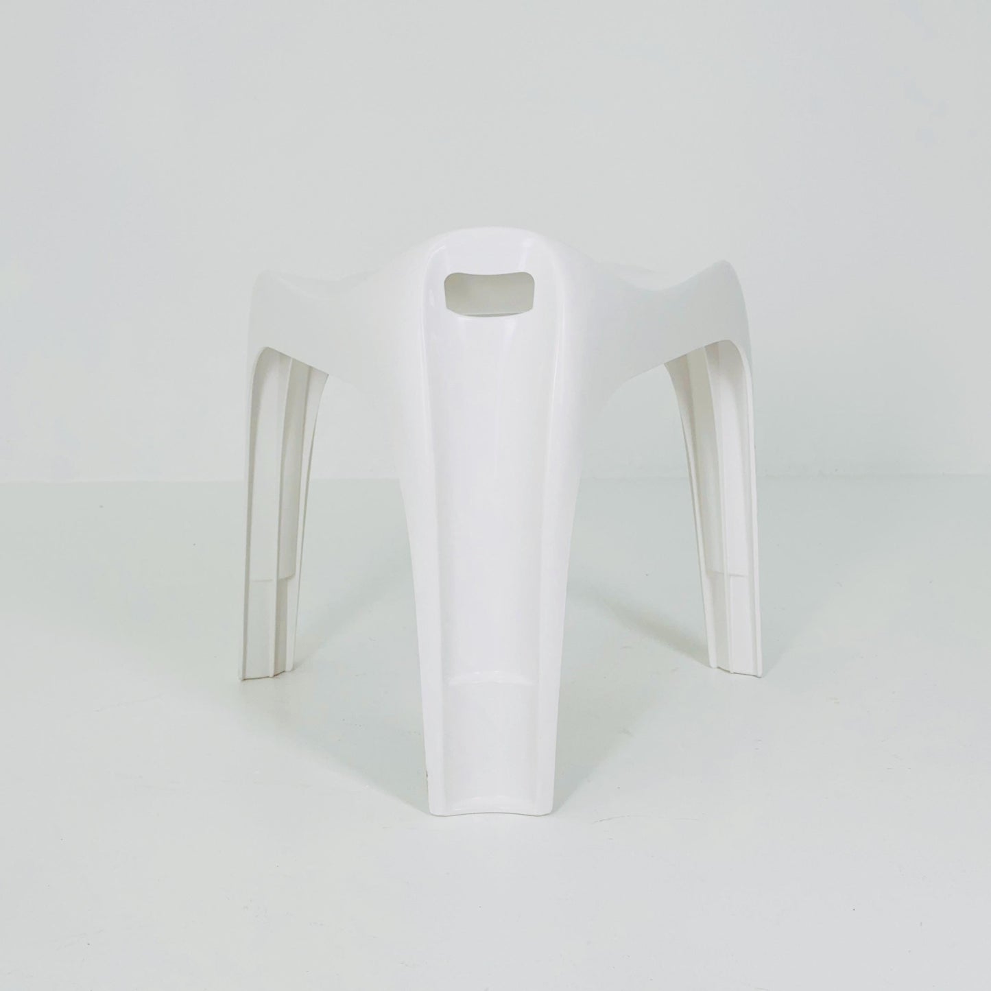 1 of 150 Mid century space age white Taboret stool by Alexander Begge for Casala 1970s Germany