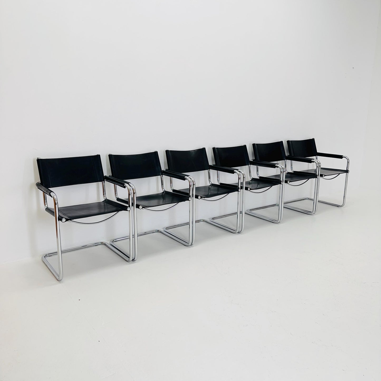 Set of 6 Mid century B34 Matteo Grassi Mg5 black leather cantilever chairs by Mart Stam italy 1980s