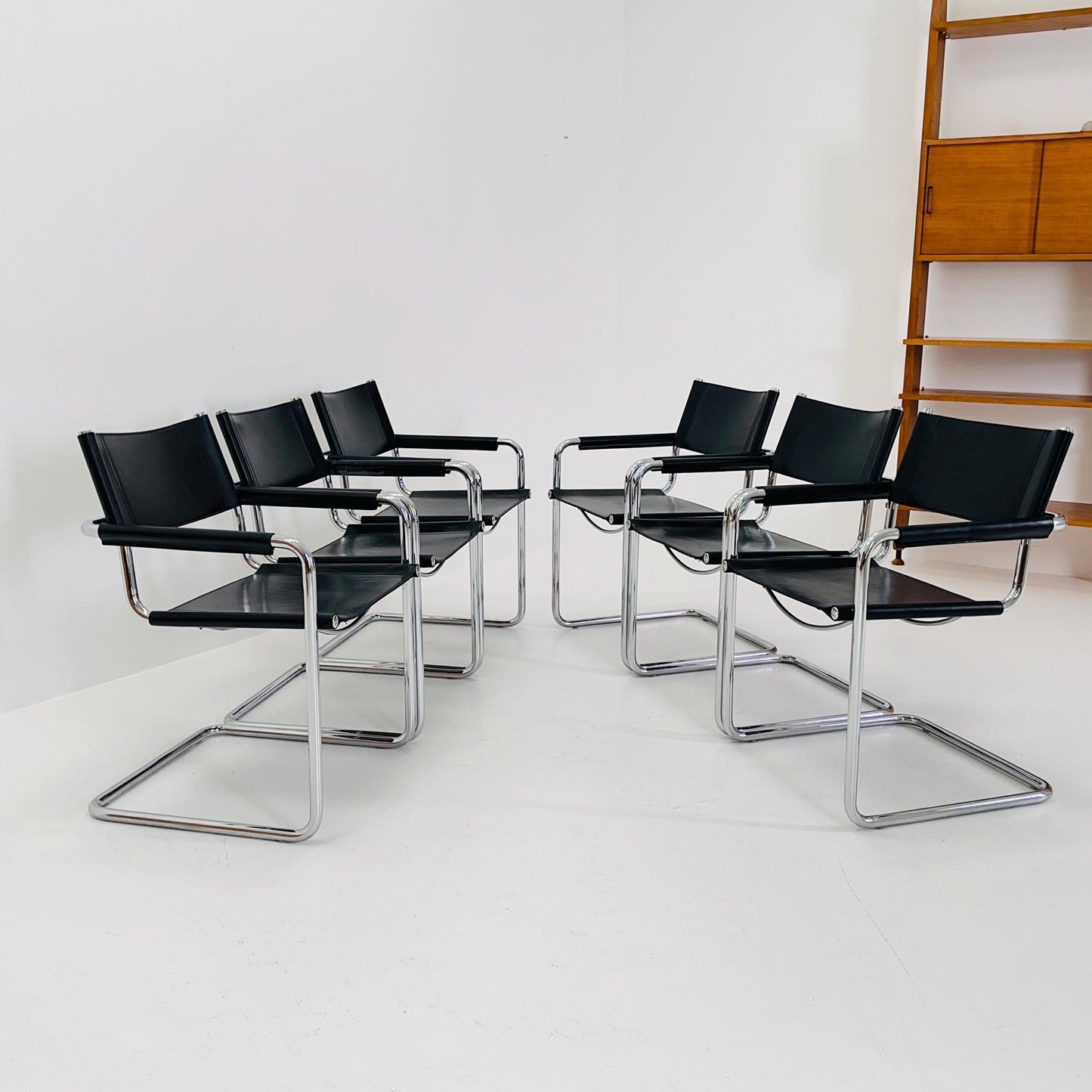 Set of 6 Mid century B34 Matteo Grassi Mg5 black leather cantilever chairs by Mart Stam italy 1980s