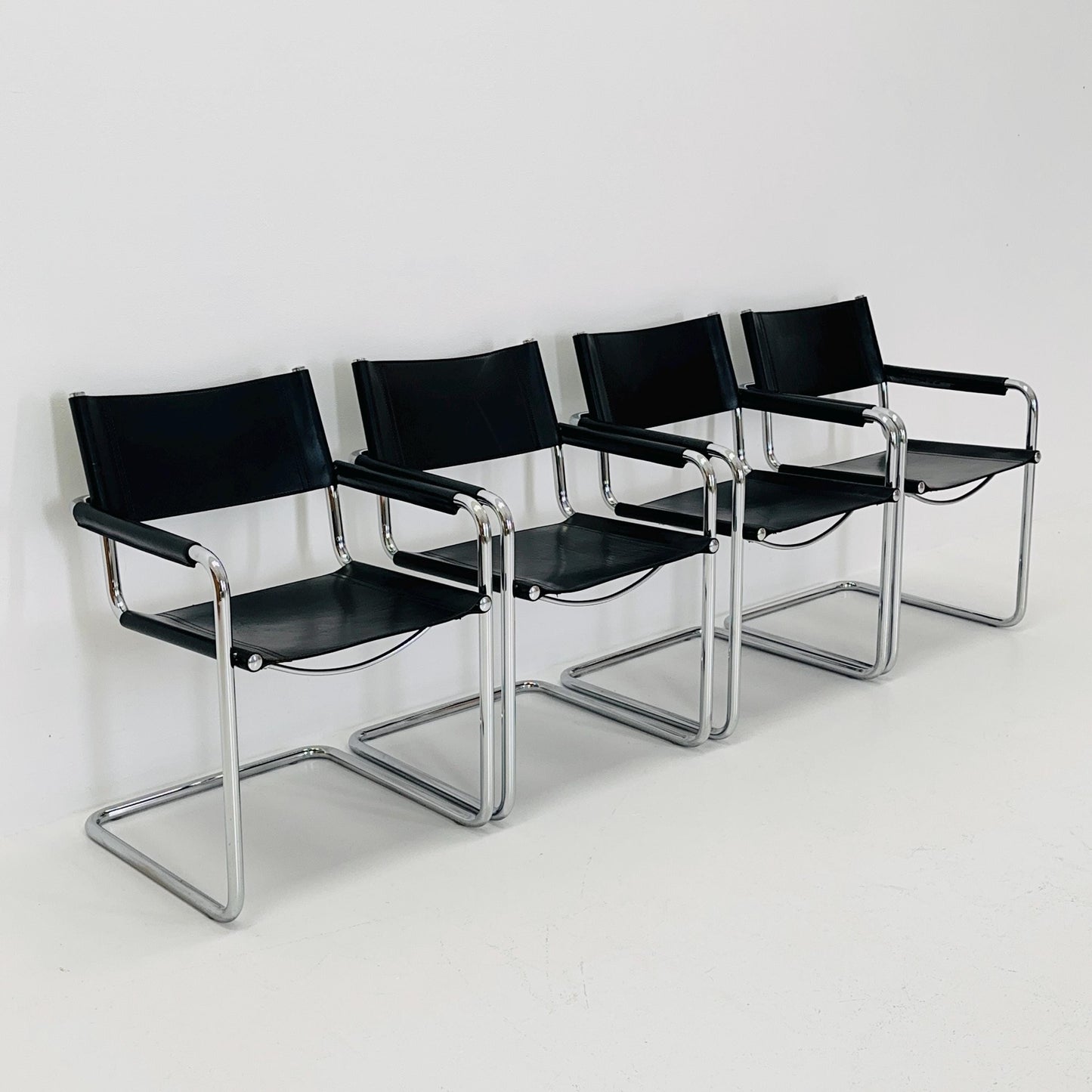 Set of 4 Mid century B34 Matteo Grassi Mg5 black leather cantilever chairs by Mart Stam italy 1980s