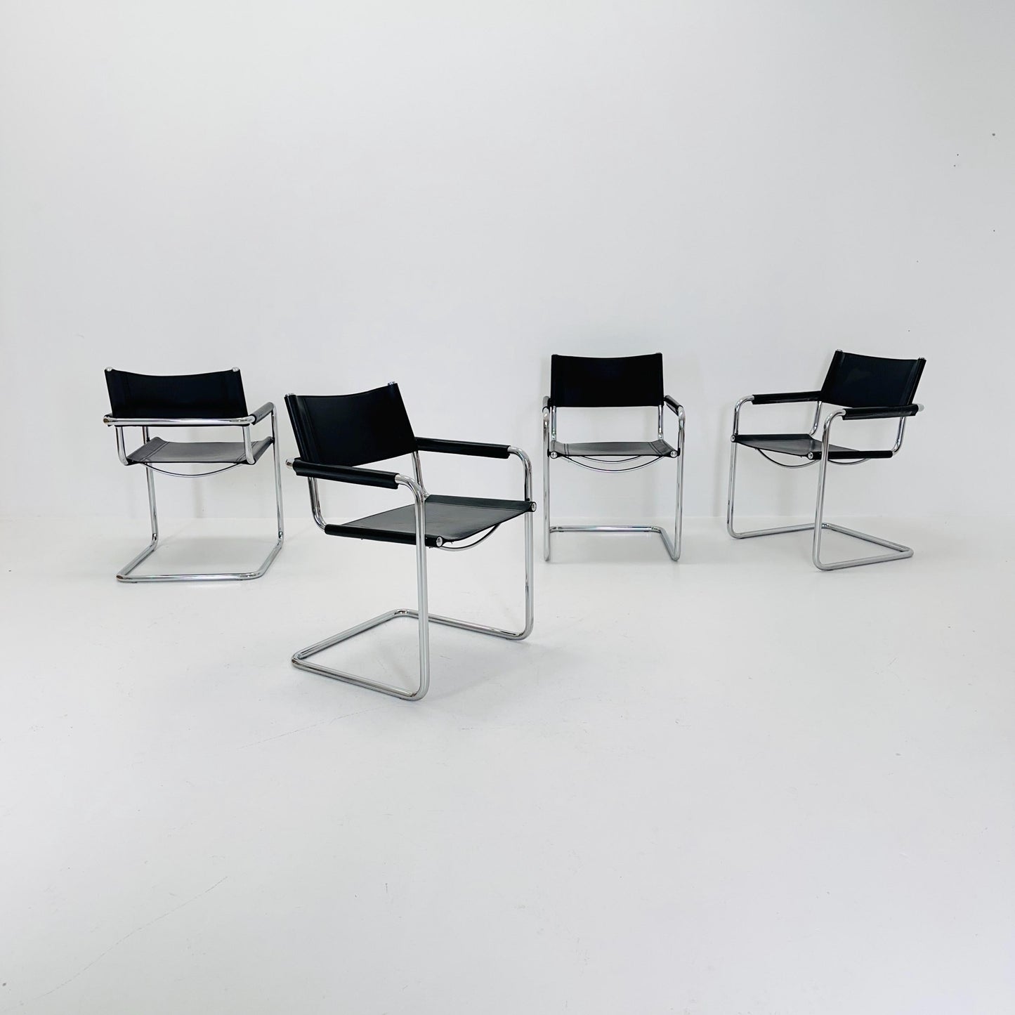 Set of 4 Mid century B34 Matteo Grassi Mg5 black leather cantilever chairs by Mart Stam italy 1980s