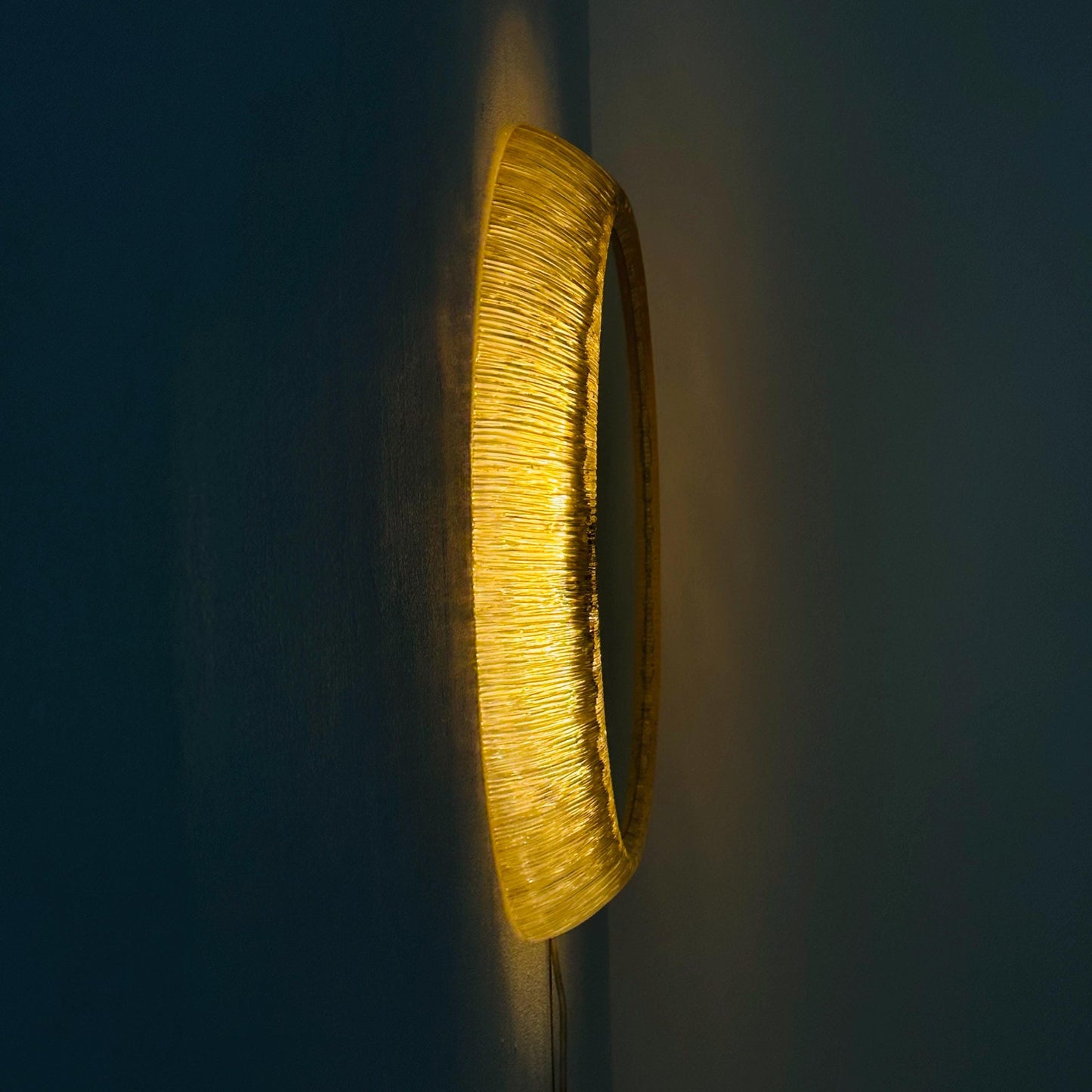 Mid century Large Round mirror with lighting & plexiglass edge 1960s
