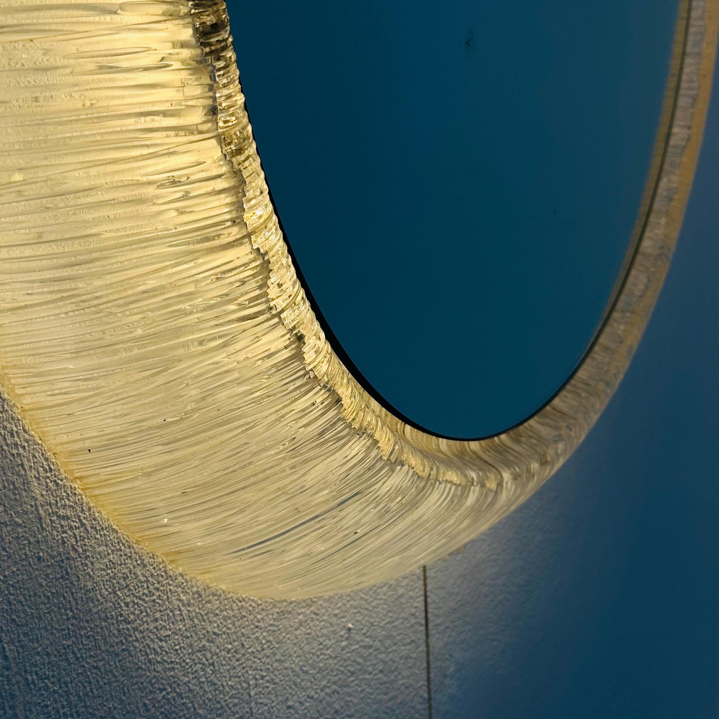 Mid century Large Round mirror with lighting & plexiglass edge 1960s