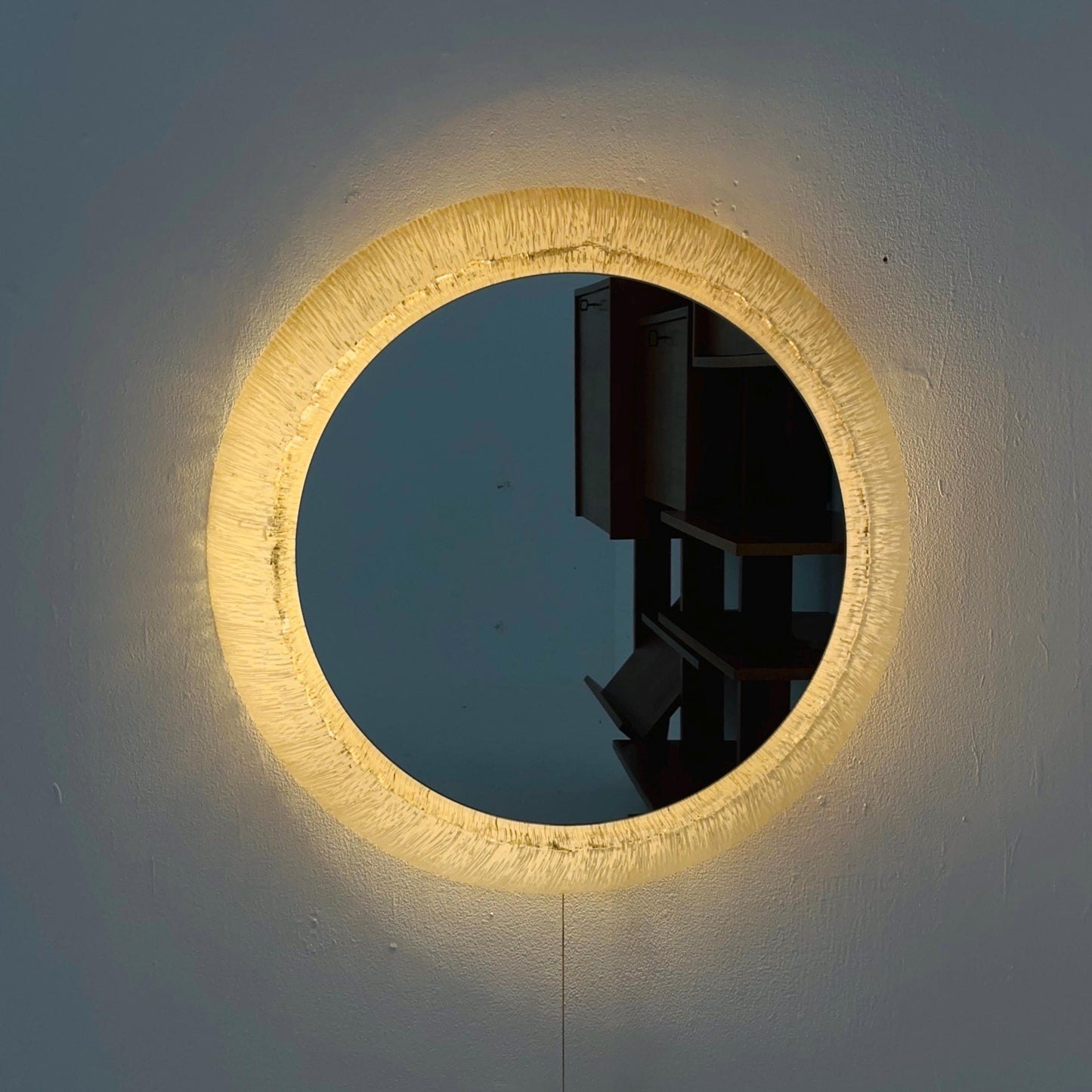 Mid century Large Round mirror with lighting & plexiglass edge 1960s
