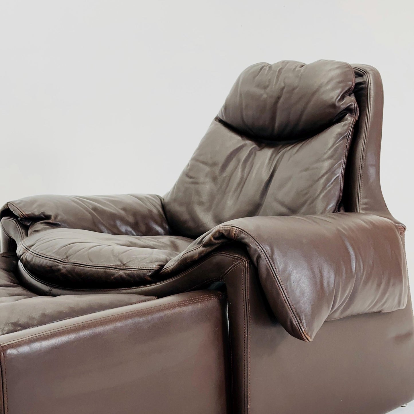 Mid century Proposals leather Armchair with ottoman by Vittorio Introini for Saporiti, Italy 1970