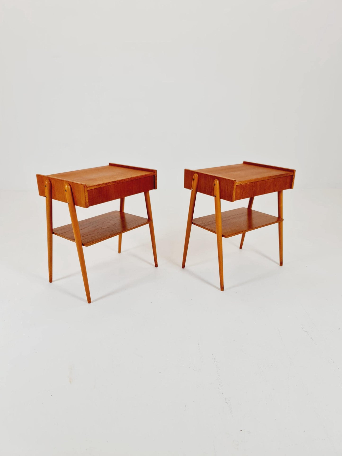 Pair of Swedish Midcentury Teak Vintage Side table/ Bedside table/ Night stand by Carlström & Co, 1960s