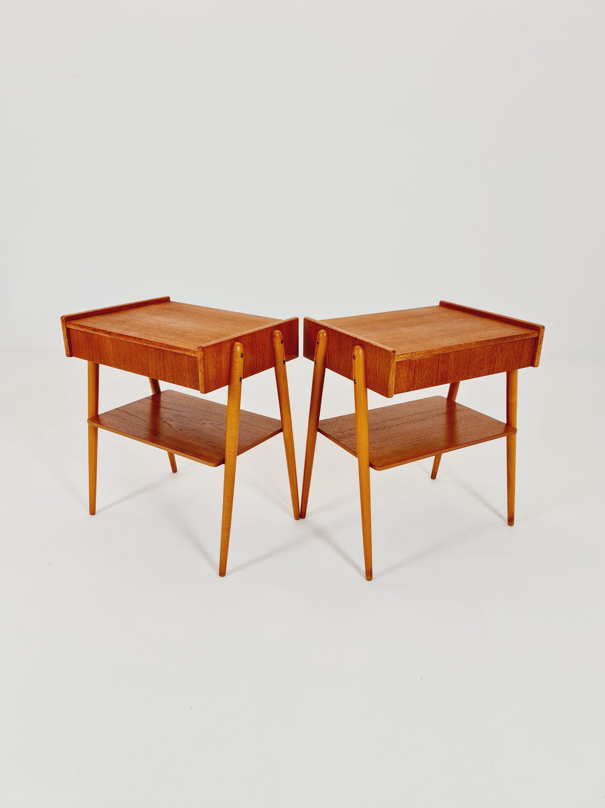 Pair of Swedish Midcentury Teak Vintage Side table/ Bedside table/ Night stand by Carlström & Co, 1960s