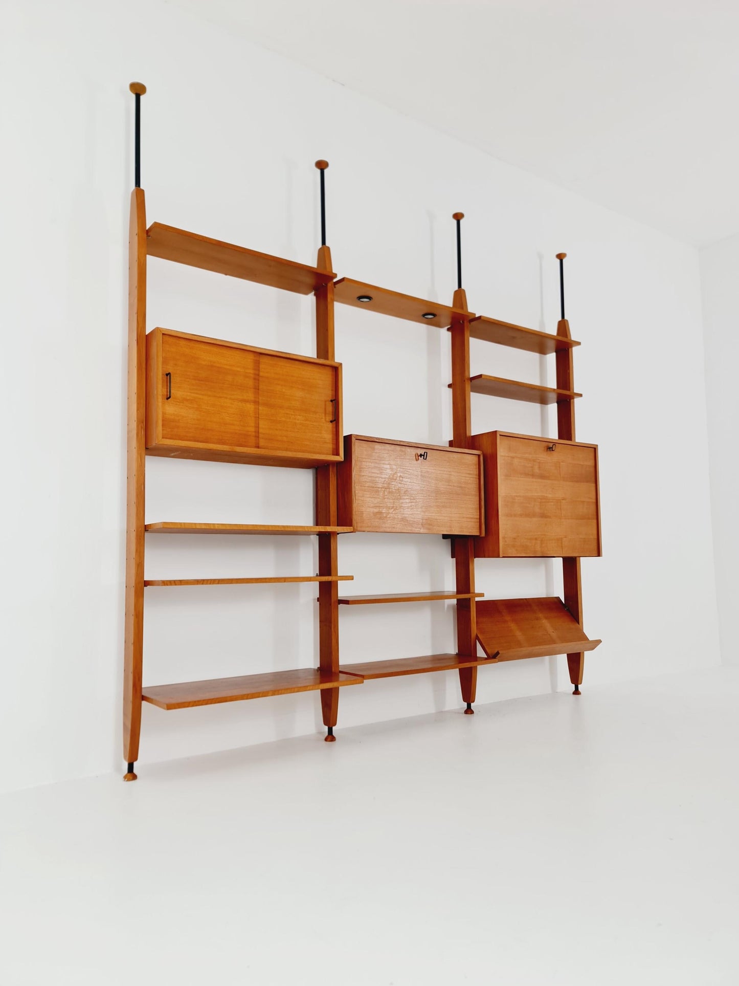 Rare Danish freestanding vintage Walnut bookshelf system /room Divider 1960s