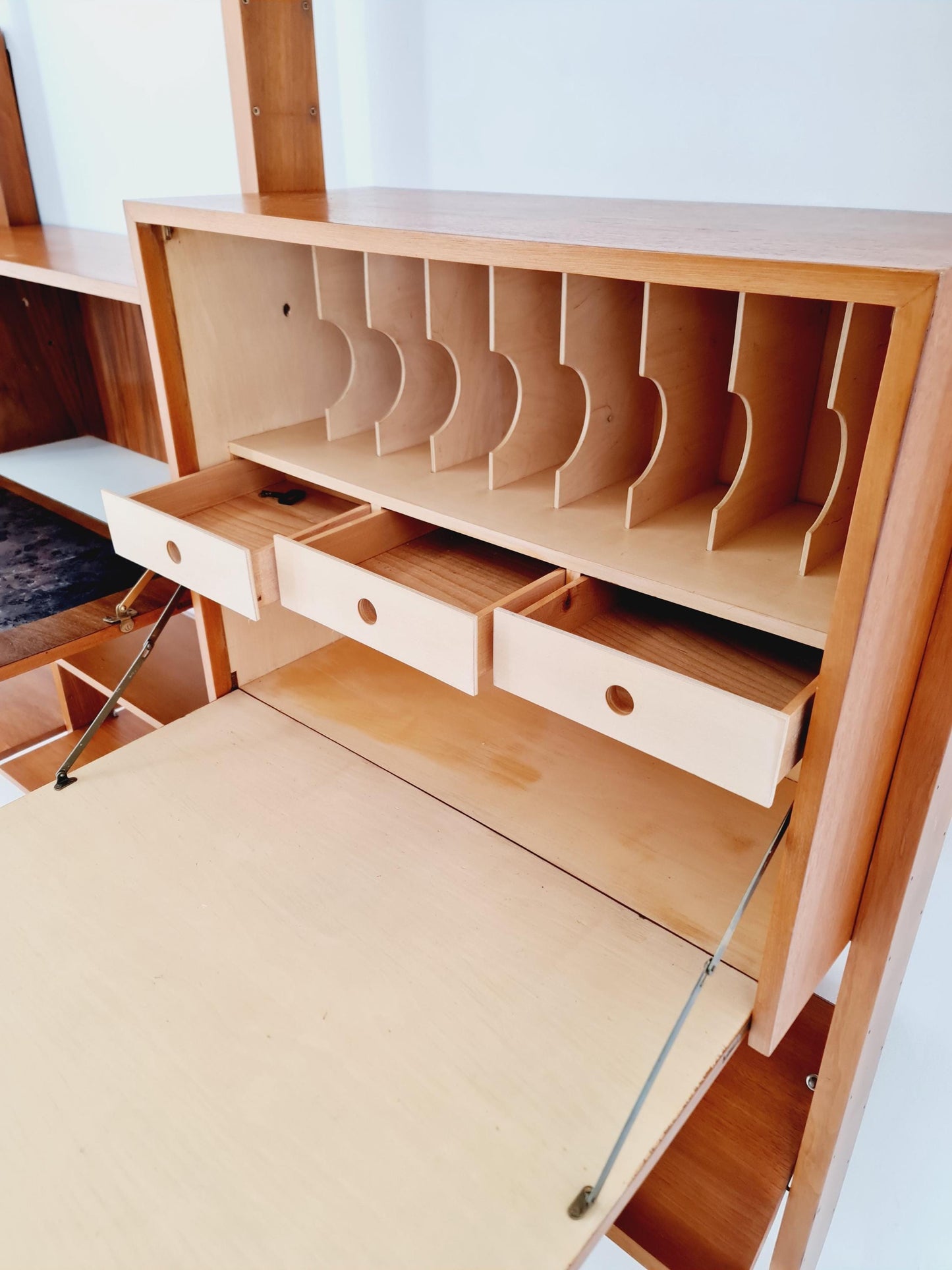 Rare Danish freestanding vintage Walnut bookshelf system /room Divider 1960s