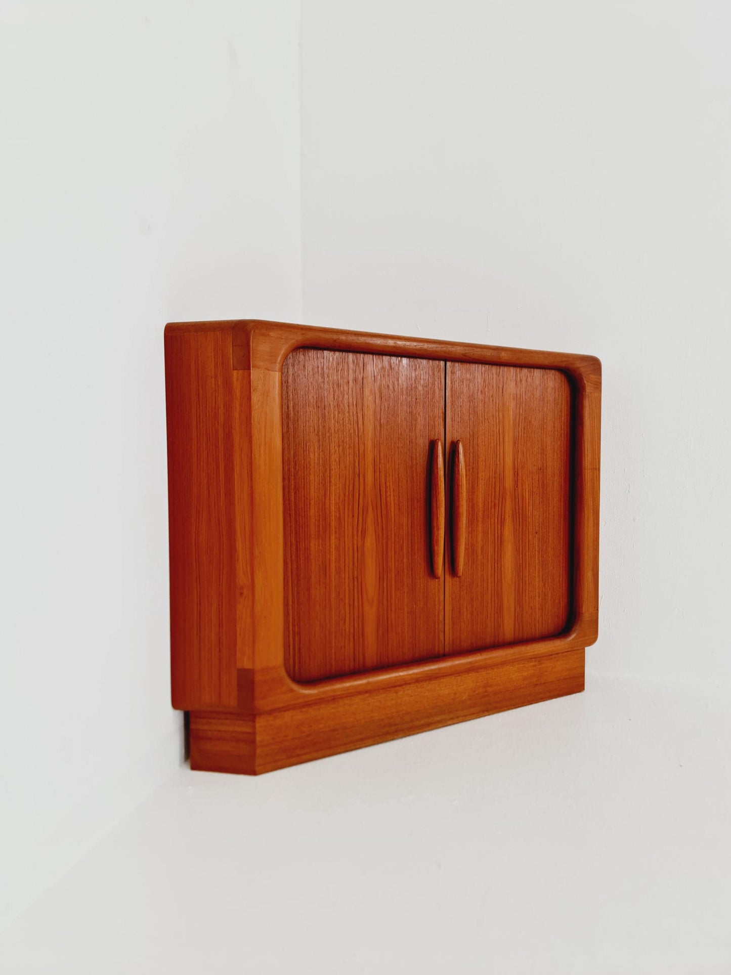 Mid Century Modern danish corner cabinet teak By Dyrlund , 1960s