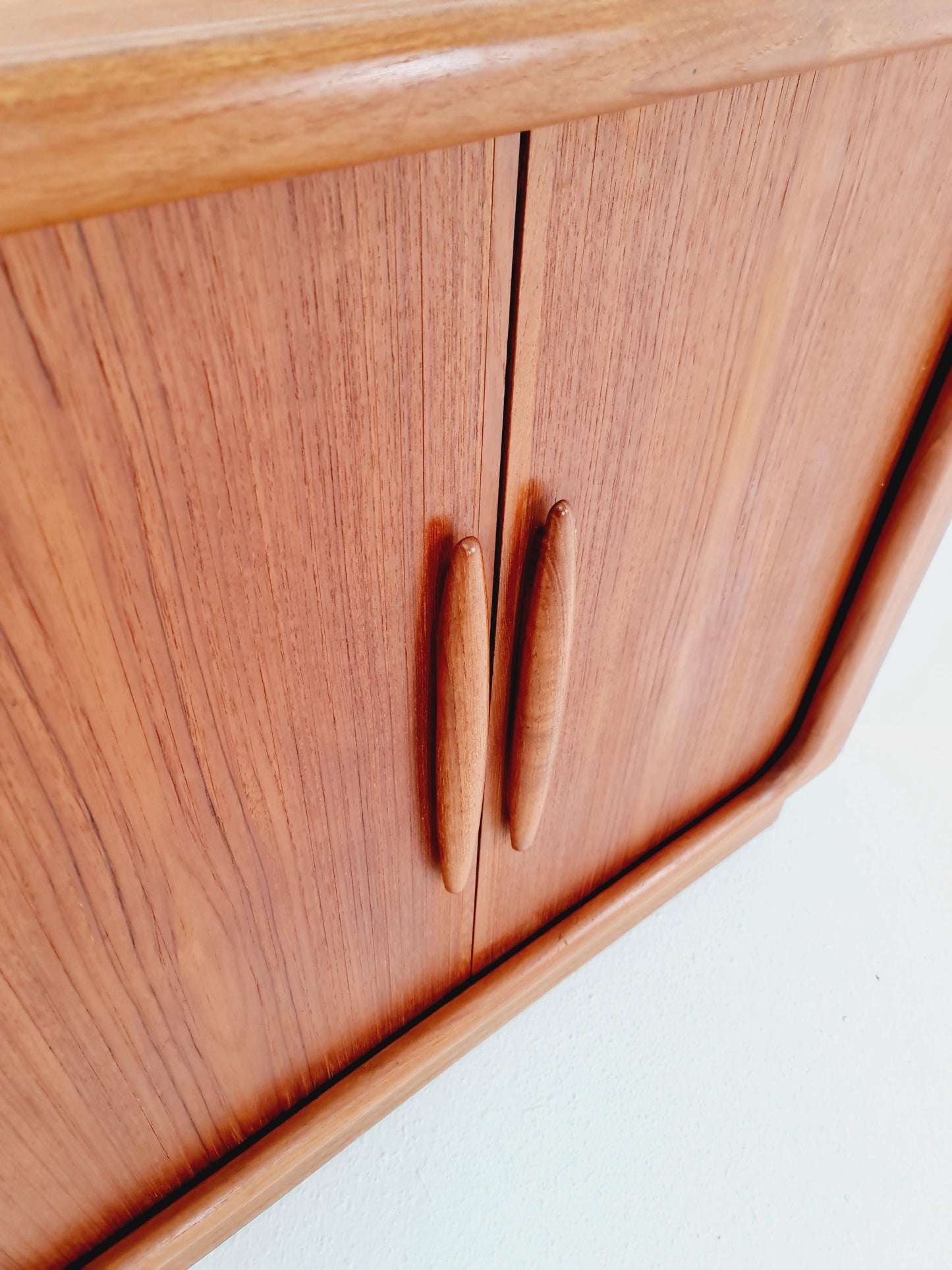 Mid Century Modern danish corner cabinet teak By Dyrlund , 1960s