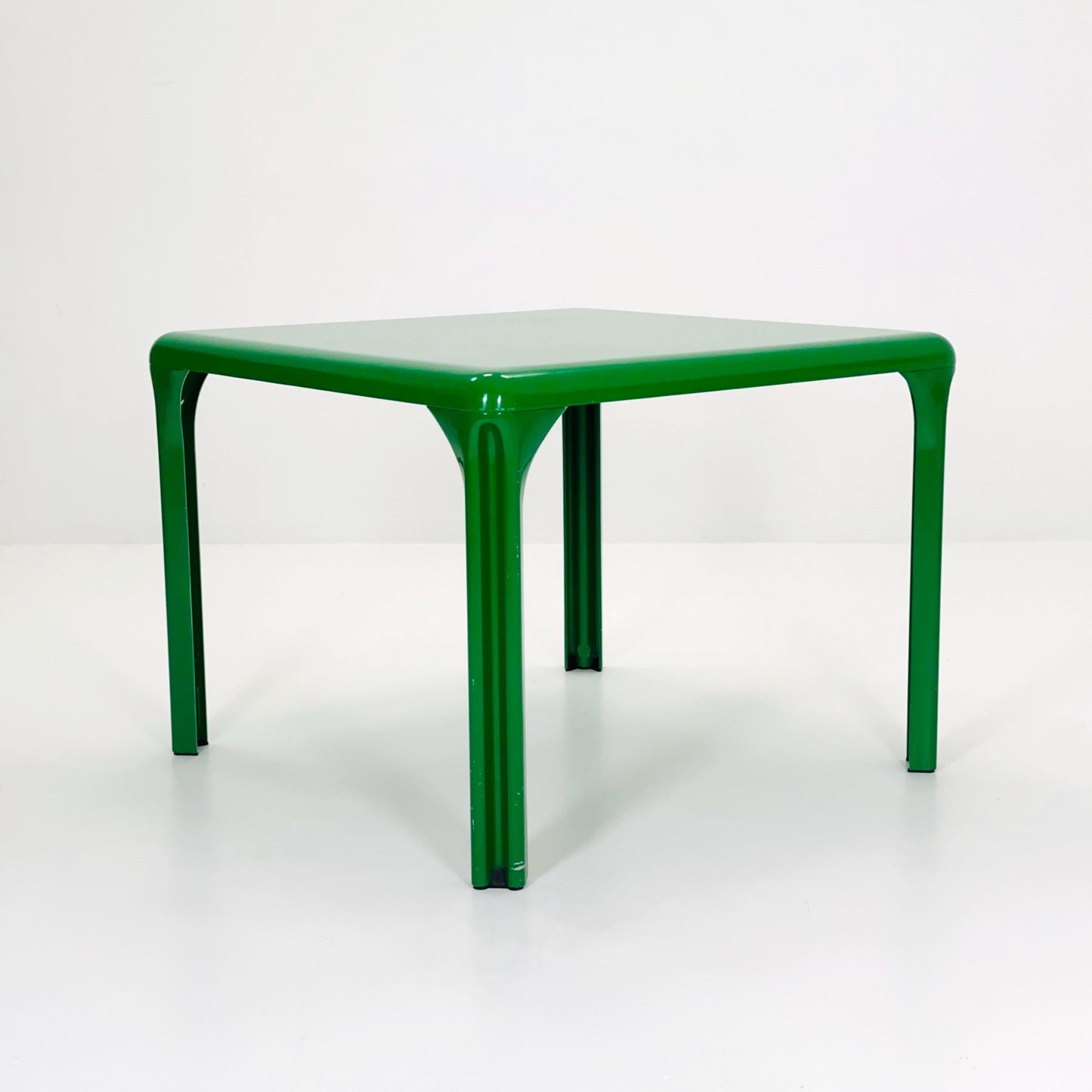 Set of 4 Retro Green 4875 Chairs by Carlo Bartoli for Kartell & Matching Stadio Dining Table by Vico Magistretti for Artemide, Italy, 1970s