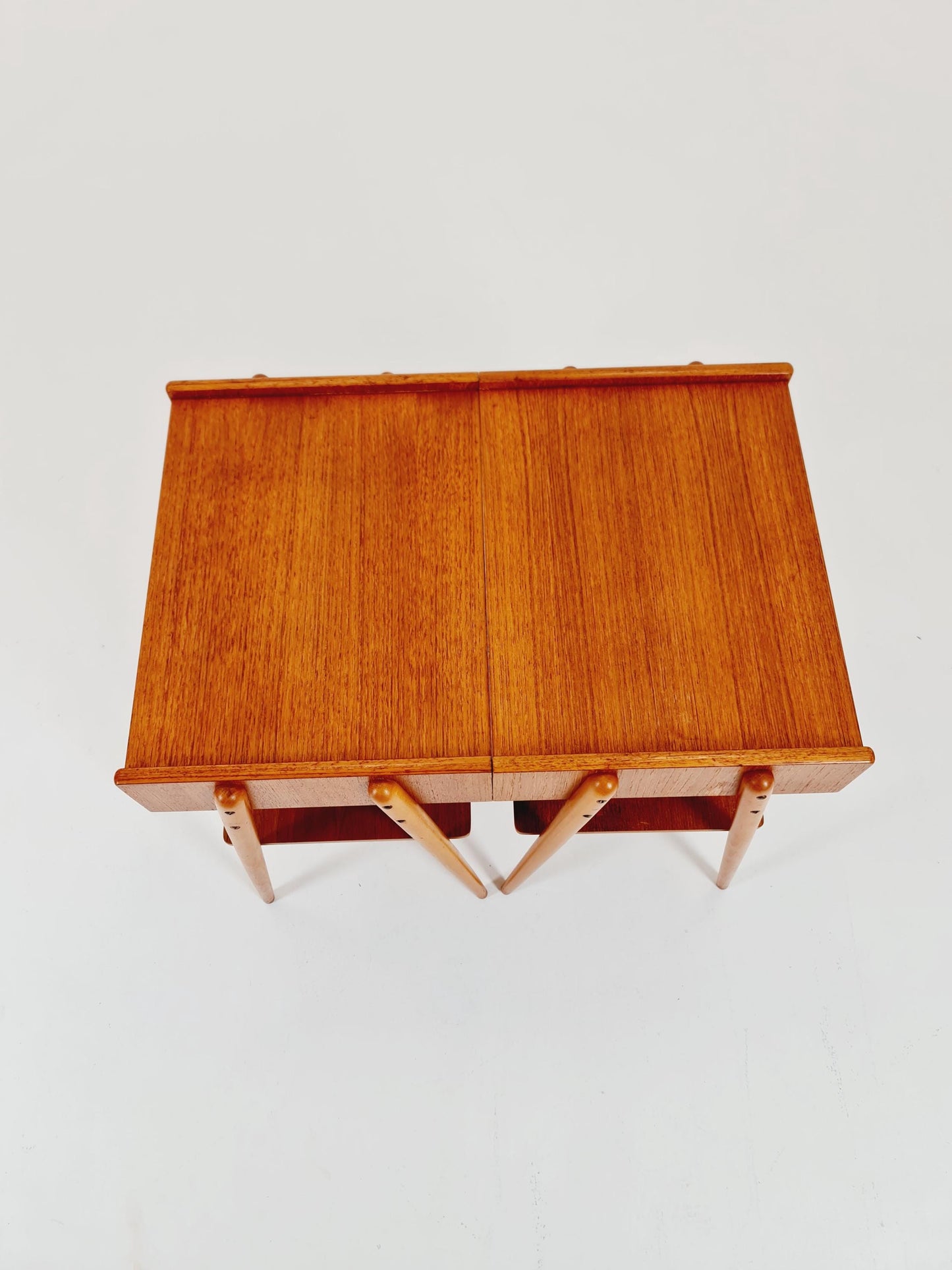 Pair of Swedish Midcentury Teak Vintage Side table/ Bedside table/ Night stand by Carlström & Co, 1960s