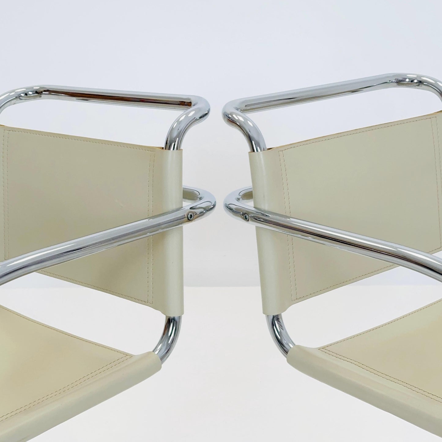 Set of 2 Mid century Bauhaus Cantilever MR20 Armchairs by Ludwig Mies van der Rohe Italy, 1980s