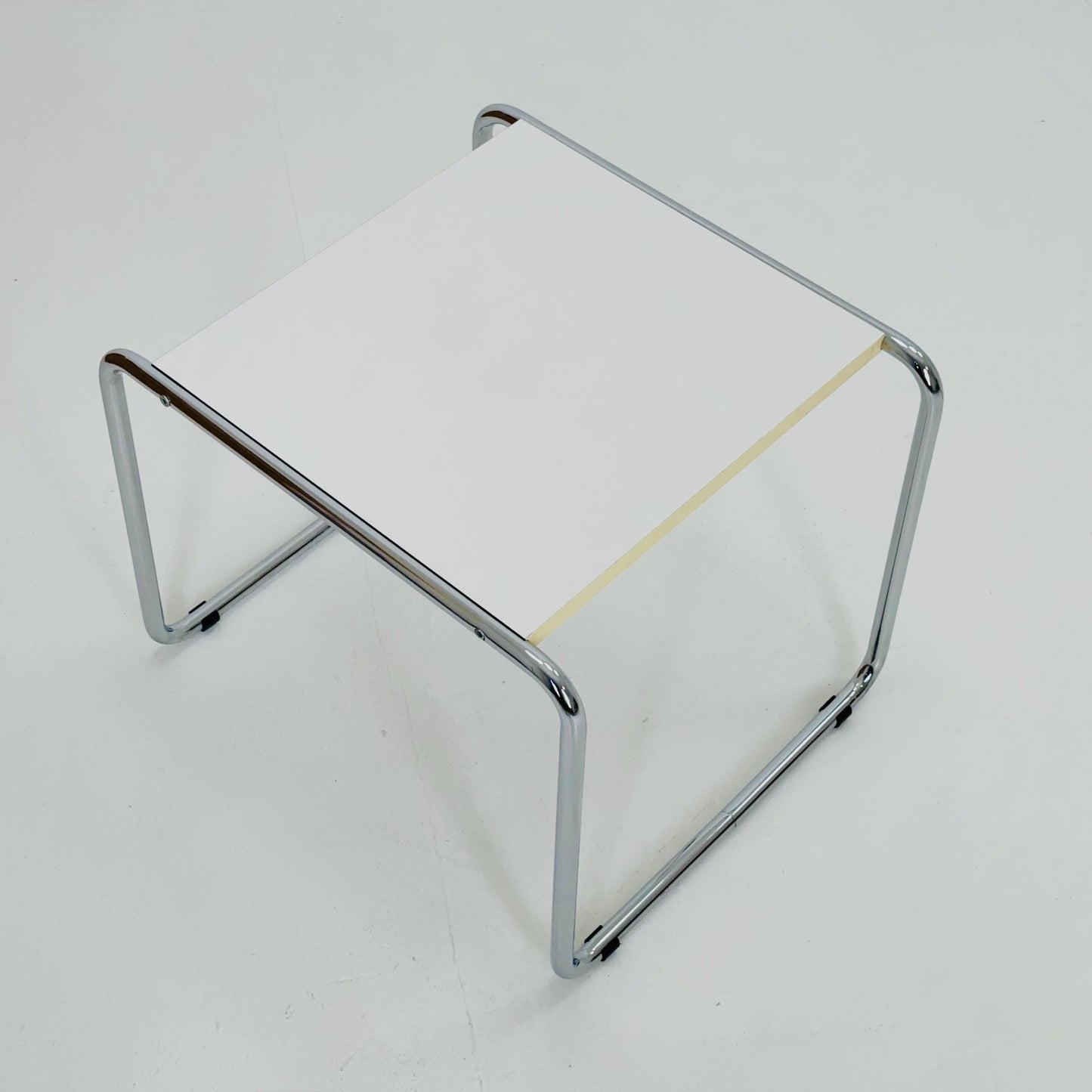 Mid century Marcel Breuer - Laccio Side coffee Table white Laminated Top with Tubular Chromed Base 1970s