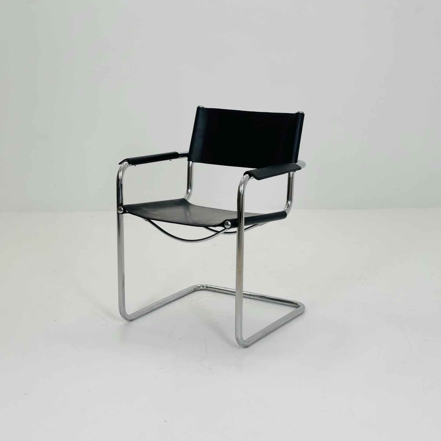 mid century Model MG5 Centro Studi black leather armchair by Mart Stam & Marcel Breuer for Matteo Grassi, 1970s