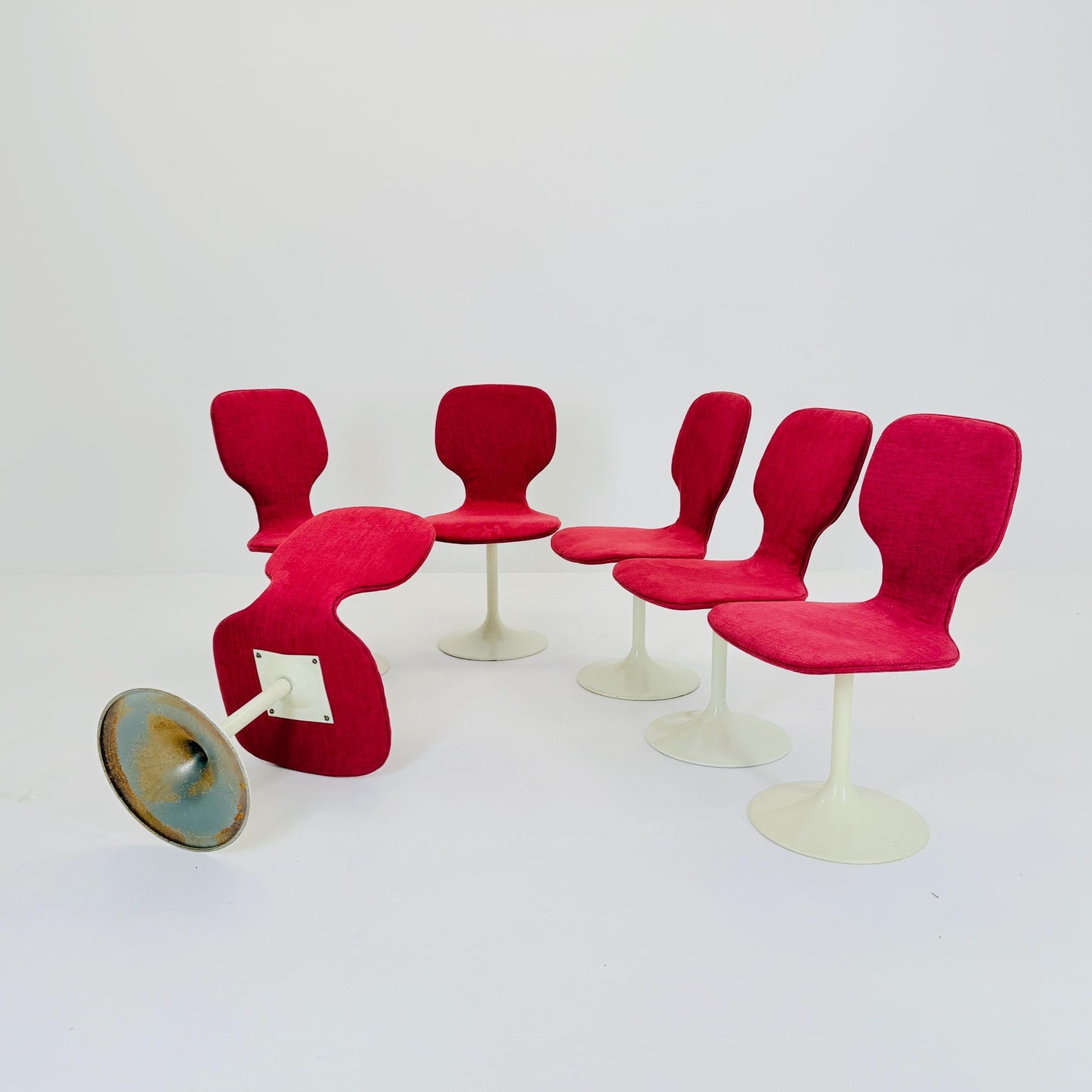 Set of 6 Mid Century Space Age tulip Dining Chairs by Lüsch – 1970s Germany