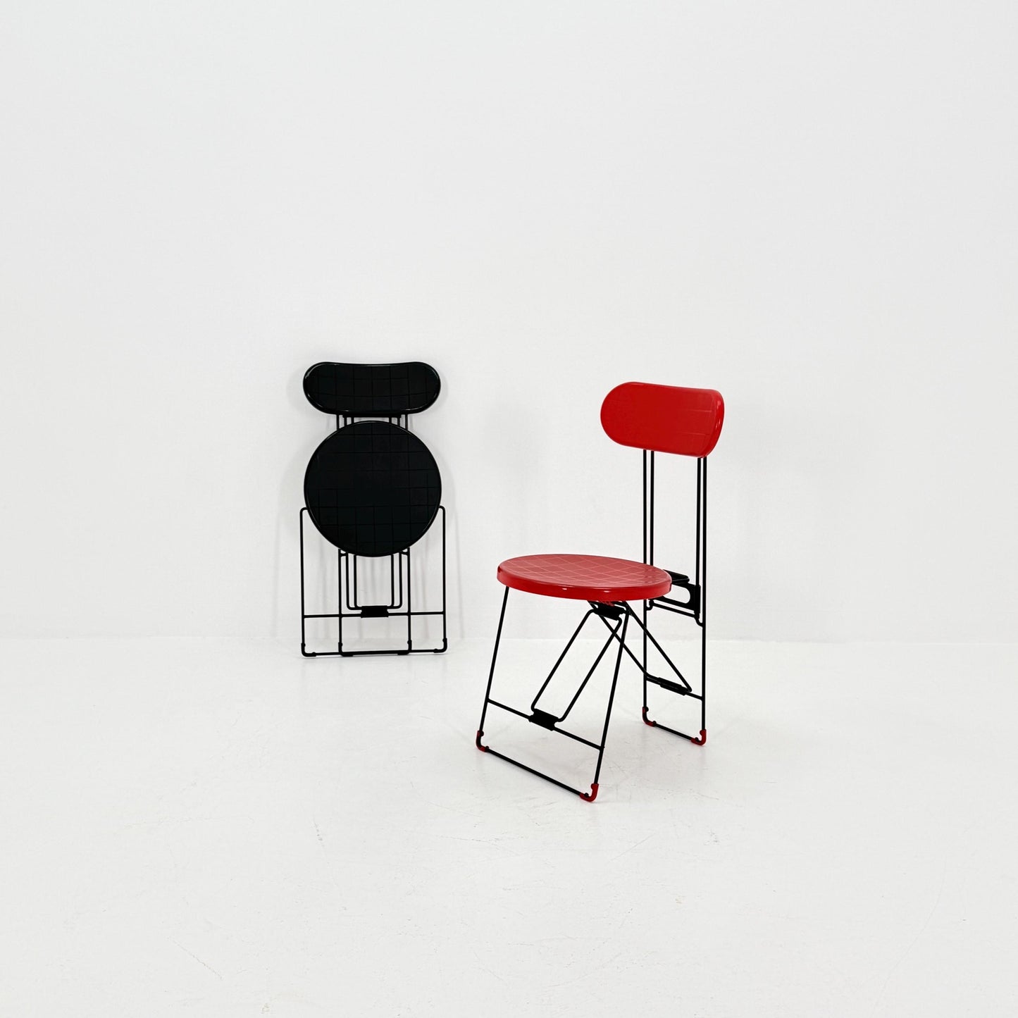 Mid century Red “Cricket” Folding Chairs by Andries Van Onck for Magis, 1983 Italy