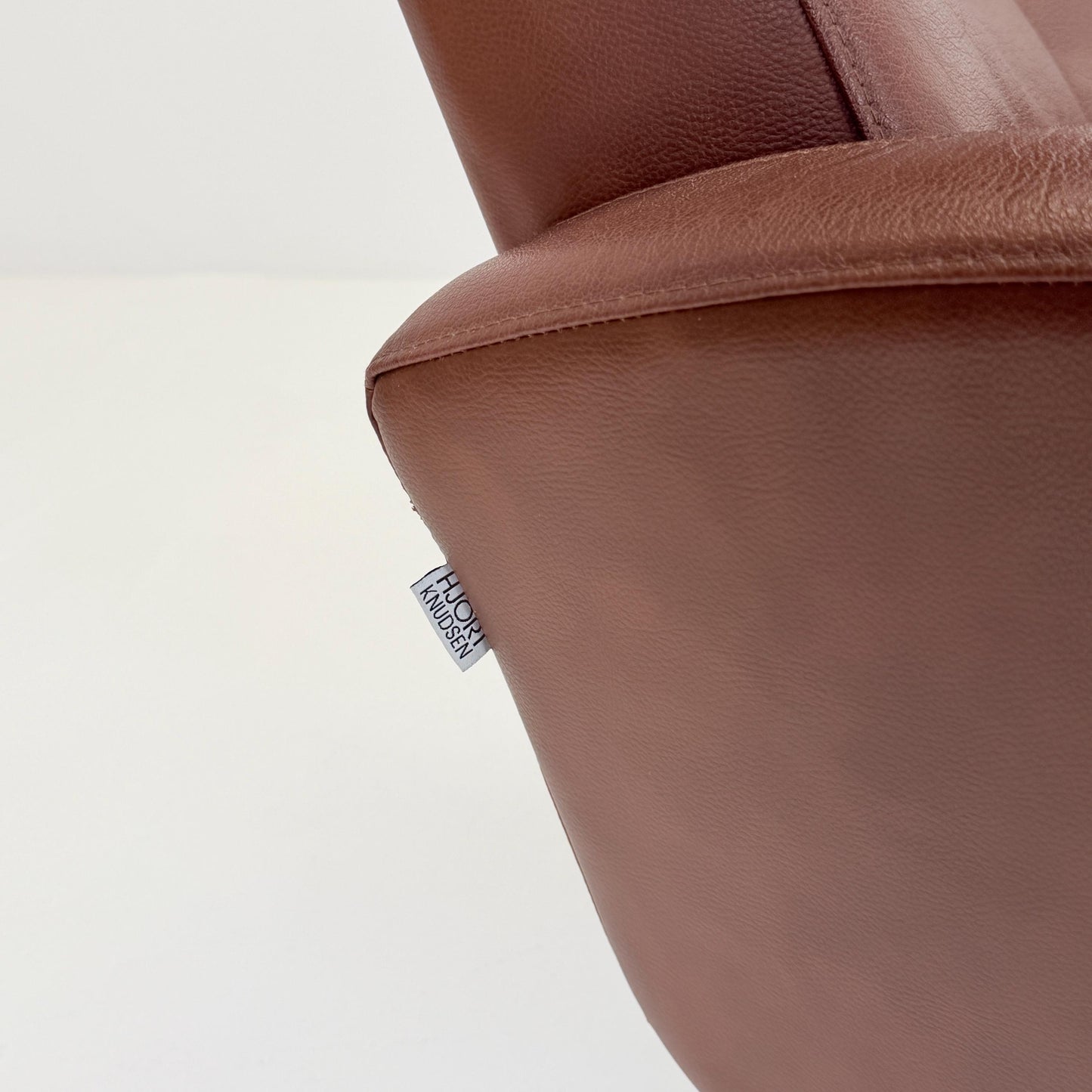 Mid Century Hjort Knudsen Danish Spinning Armchair & Ottoman – Brown Leather Swivel Lounge Chair – Denmark 1990s MCM