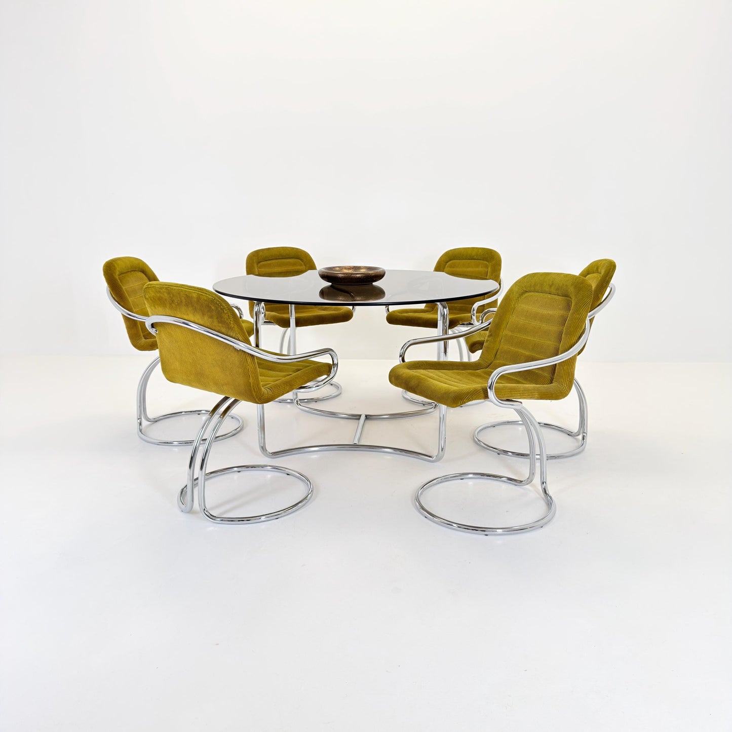 Complete Mid-Century Italian Dining Set – Vittorio Introini Round Smoked Glass Table + 6 Gastone Rinaldi Chrome Cantilever Chairs, 1970s