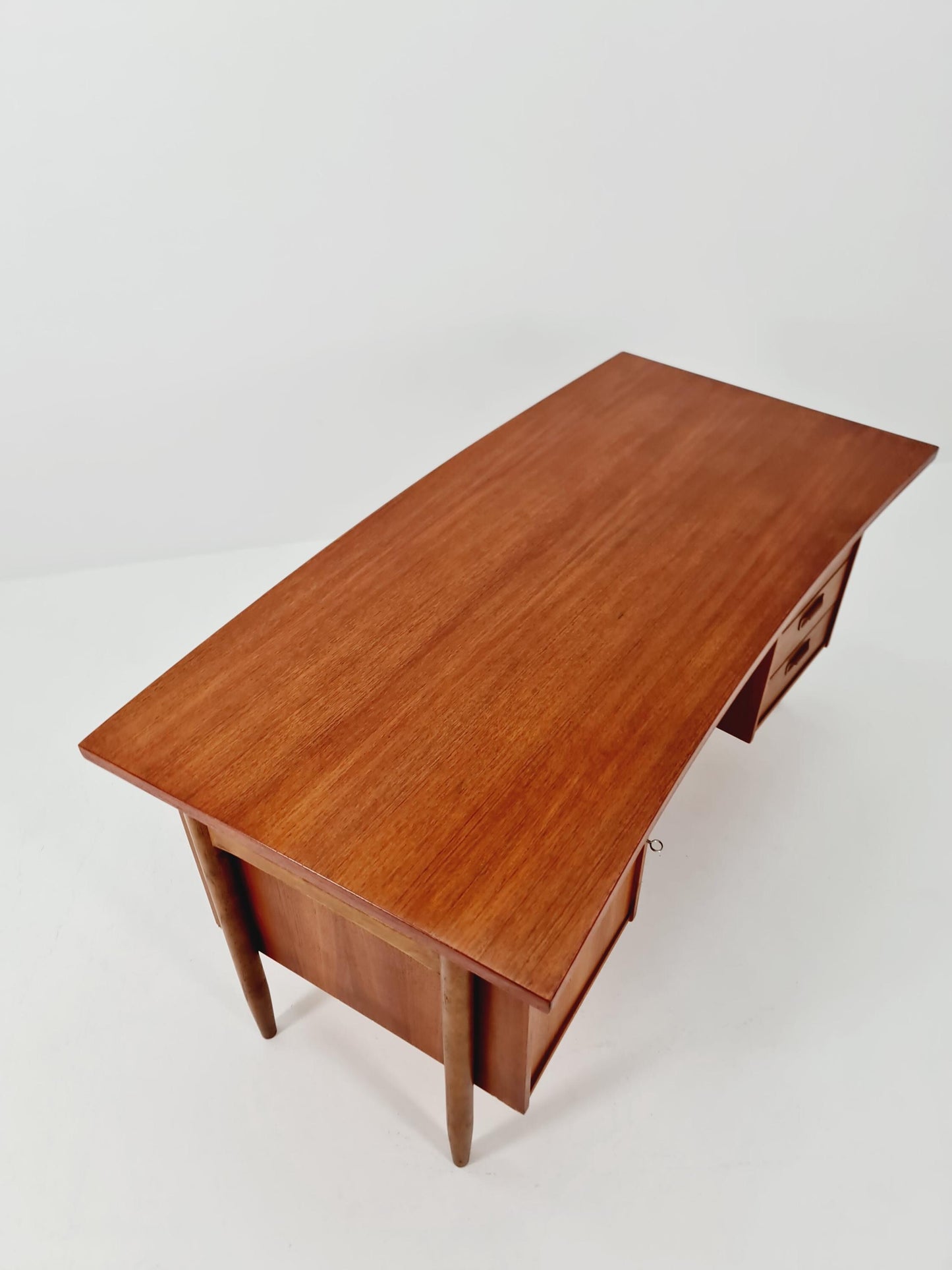 Danish vintage teak for GV Møbler, Denmark, 1960s