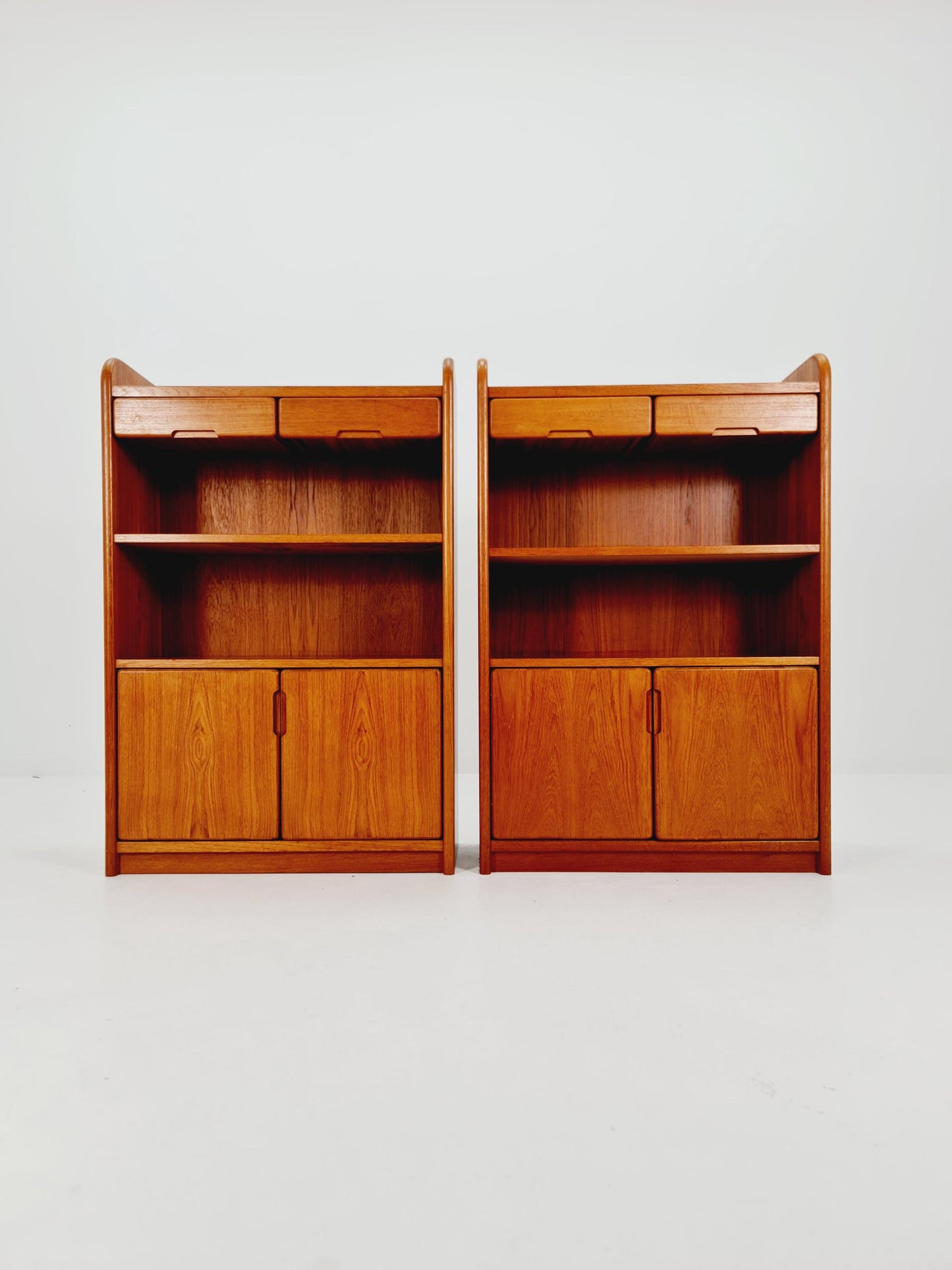 Danish freestanding vintage bookshelf system/ book case teak, Bornholm 1970s