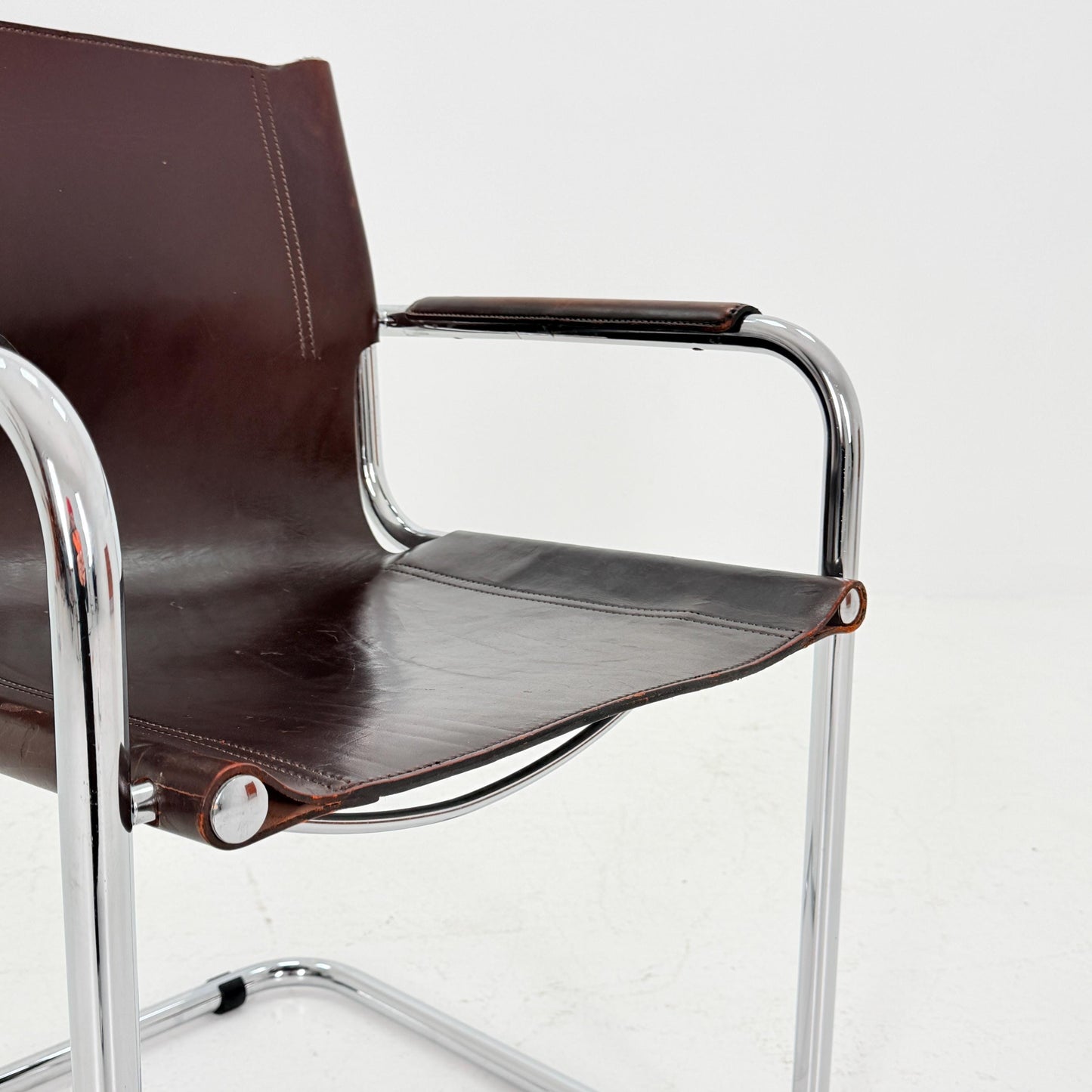 Mid century Bauhaus visitor armchair - brown leather Matteo Grassi 1970s Italy