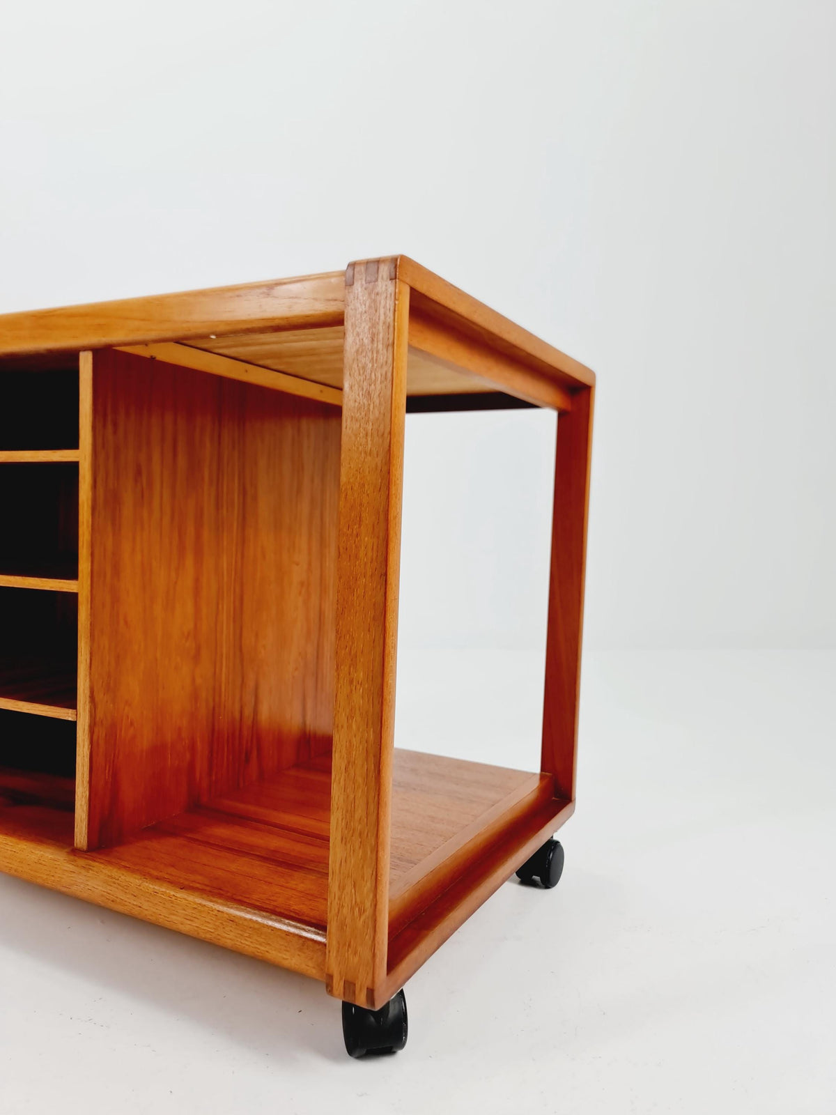 Vintage mid century danish trolley in teak Sideboard / bar cart By Salling Stolefabrik, 1960s