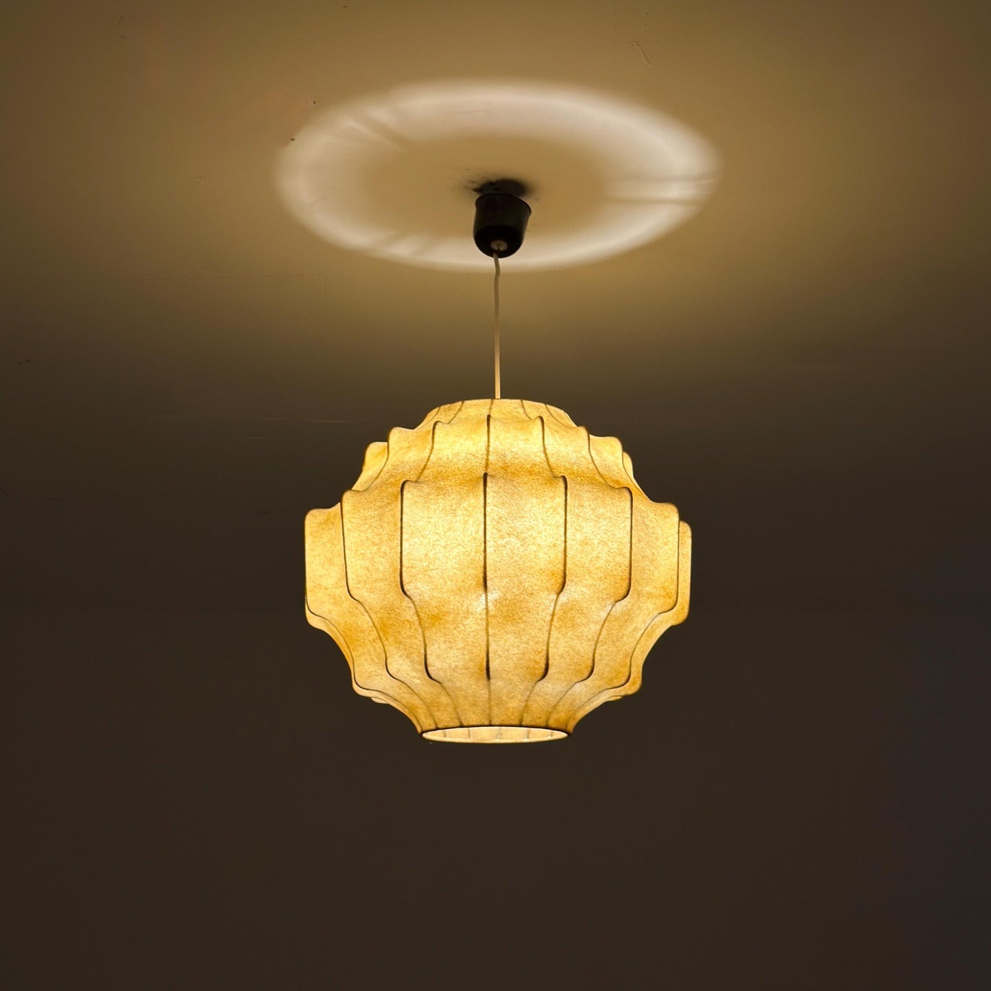 Mid-Century Modern Cocoon Pendant Light, rare Shape by Achille Castiglioni – 1960s Italy