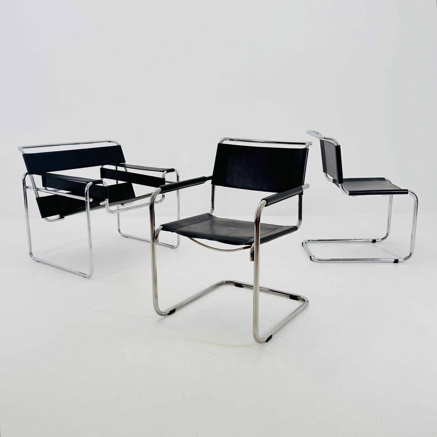 Set of 3 Iconic Black Leather S34 Cantilever Chairs by Mart Stam for Thonet – Bauhaus Design, 1980s