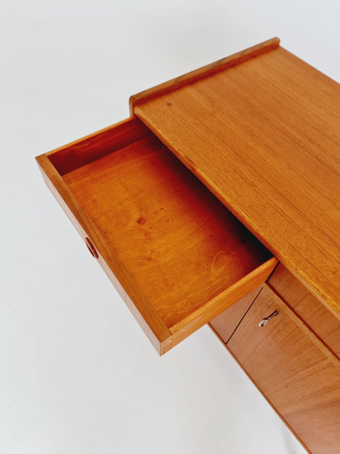 Mid Century Modern Swedish Teak sideboard by B. Fridhagen for Bodafors, 1964