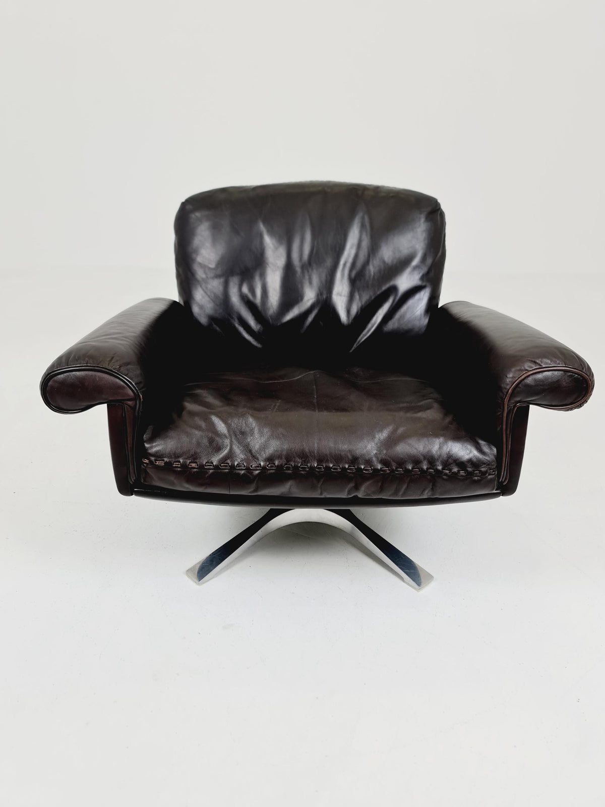 Vintage Swiss leather Lounge chair BY De Sede Ds 31 Switzerland, 1970s