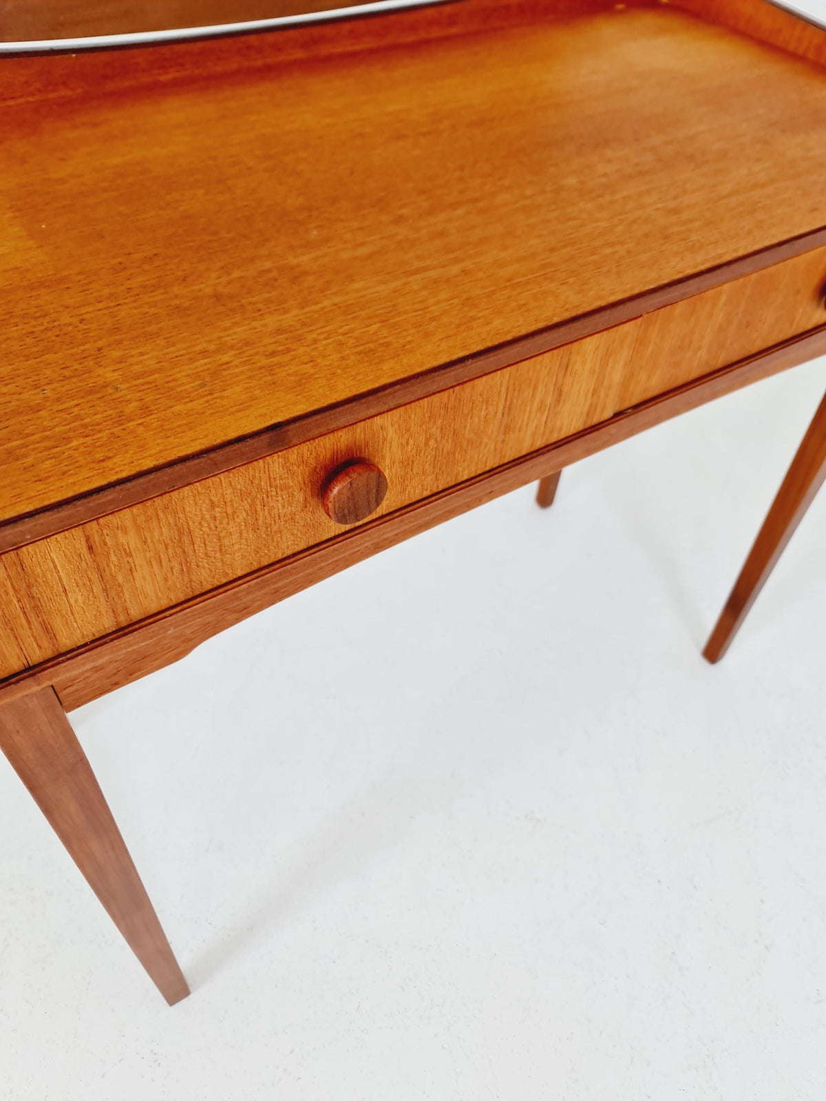 Mid Century Modern Danish Teak vanity table make up table by Fröseke for AB nybrofabriken, 1960s