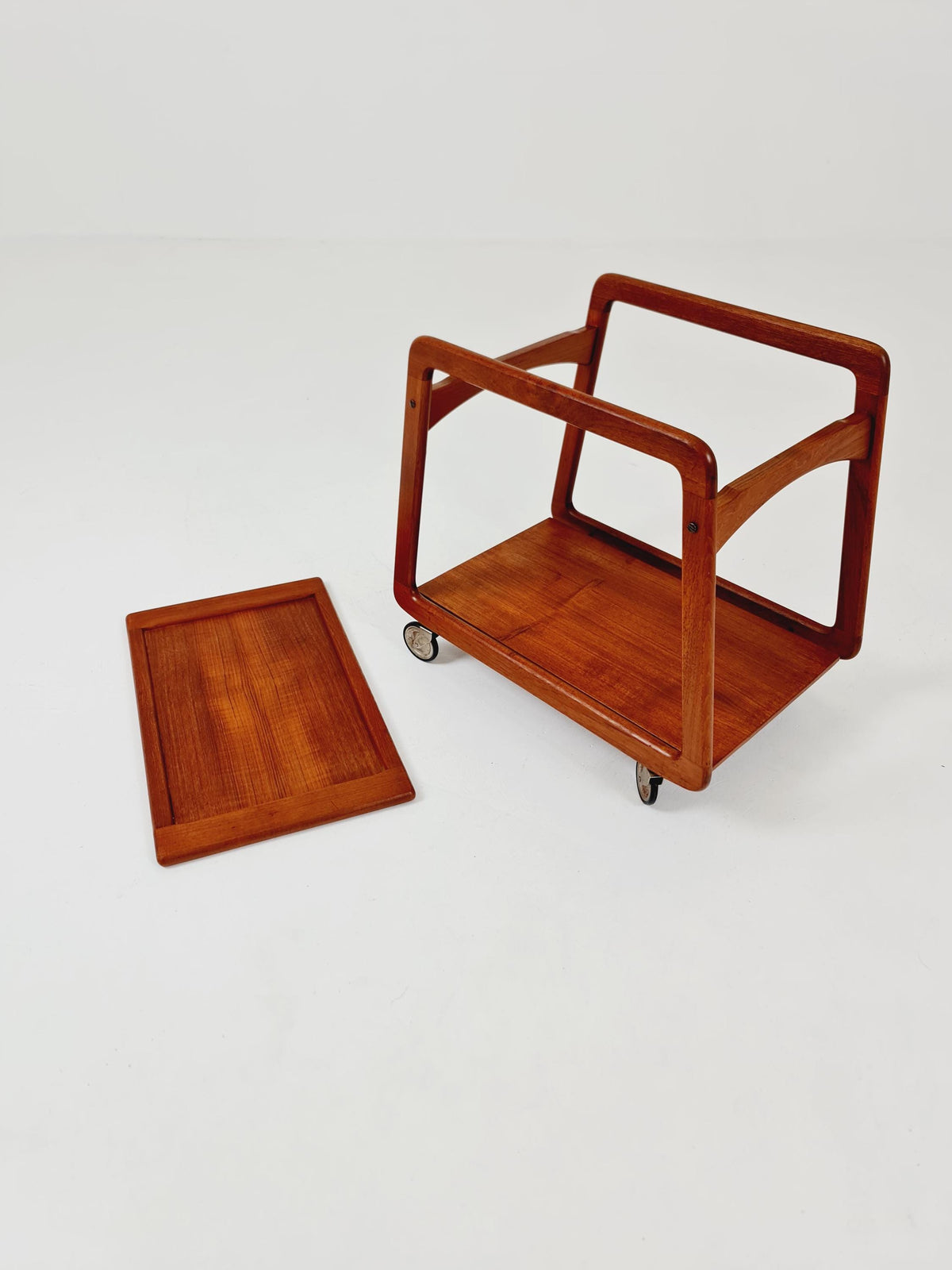 Vintage mid century danish trolley in solid teak/ bar cart By SIKA Mobler , 1960s