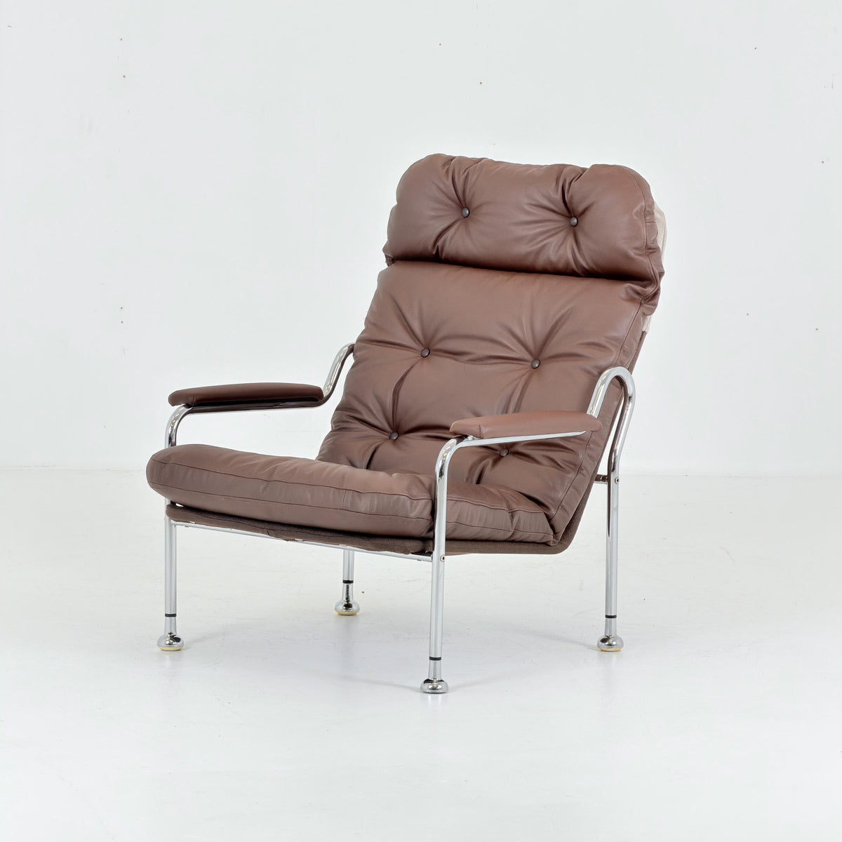 Mid-Century Modern Scandinavian lounge chair Design By Bo Eigert for Stalbo , Sweden 1970s