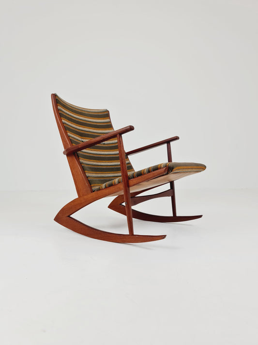 Rare Danish Teak Rocking Chair by Soren Georg Jensen For Kubus Möbelfabrik Modell 87 , 1960s