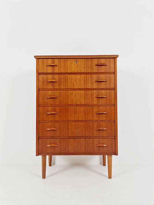Midcentury danish design chest of drawers / drawer dresser /6 drawers cabinet By Ejsing Möbelfabrik 1960s