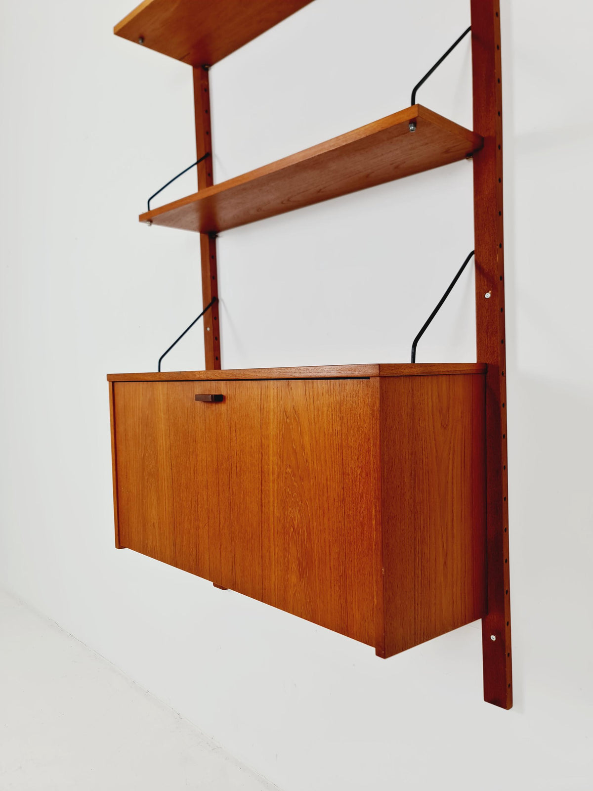 Mid century Danish Teak Wall Unit with Bar Cabinet , Denmark, 1960s