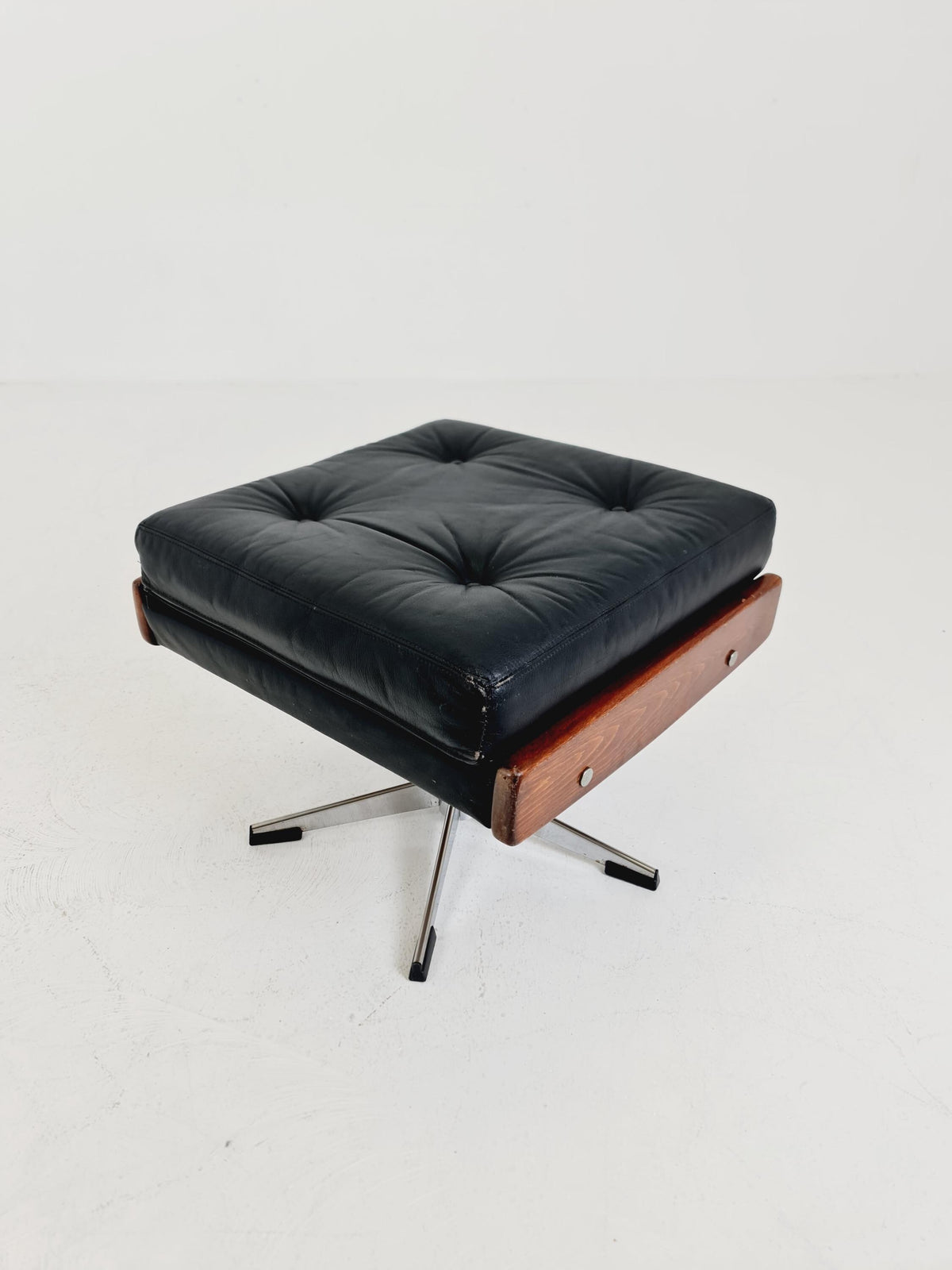 Mid century modern danish ottoman/stool, BY Sven Ivar Dysthe for Dokka Møbler ,1960s1960s