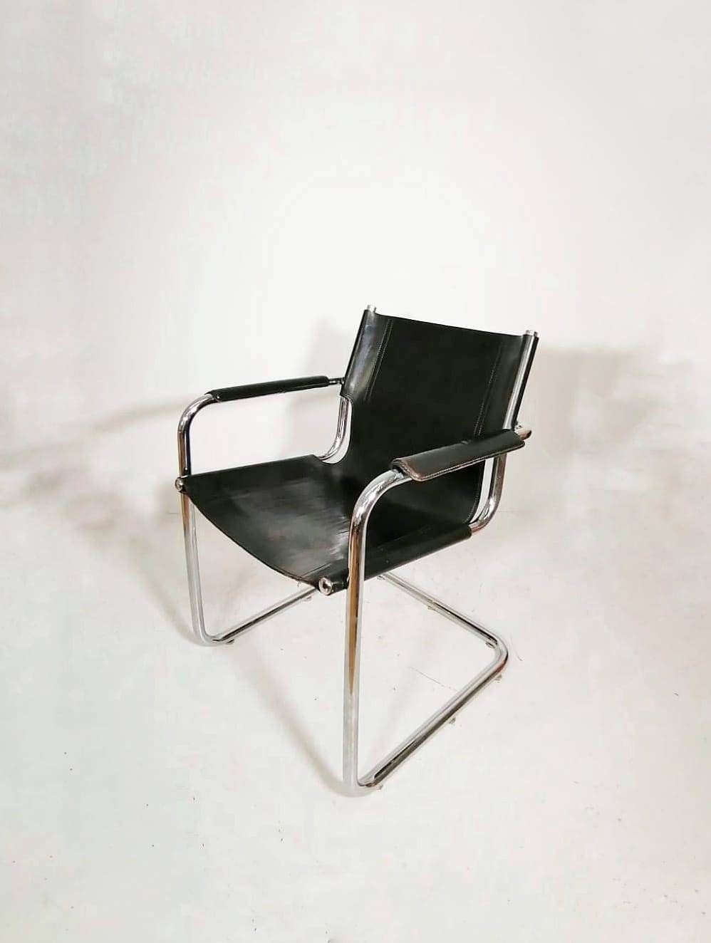 Matteo Grassi style visitor chairs, made of black leather, 1970s