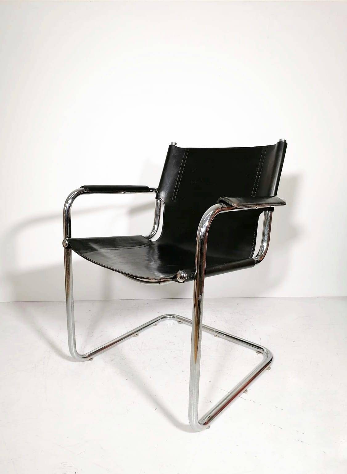 Matteo Grassi style visitor chairs, made of black leather, 1970s