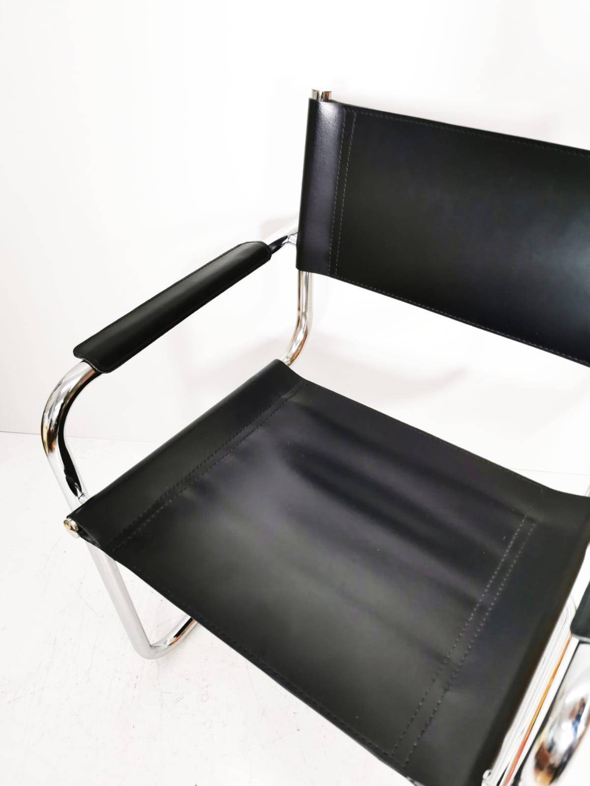 Mid Century iconic Mart Stam S34 armchair / Bauhaus chrome tube steel and leather / 80s vintage cantilever chair s43